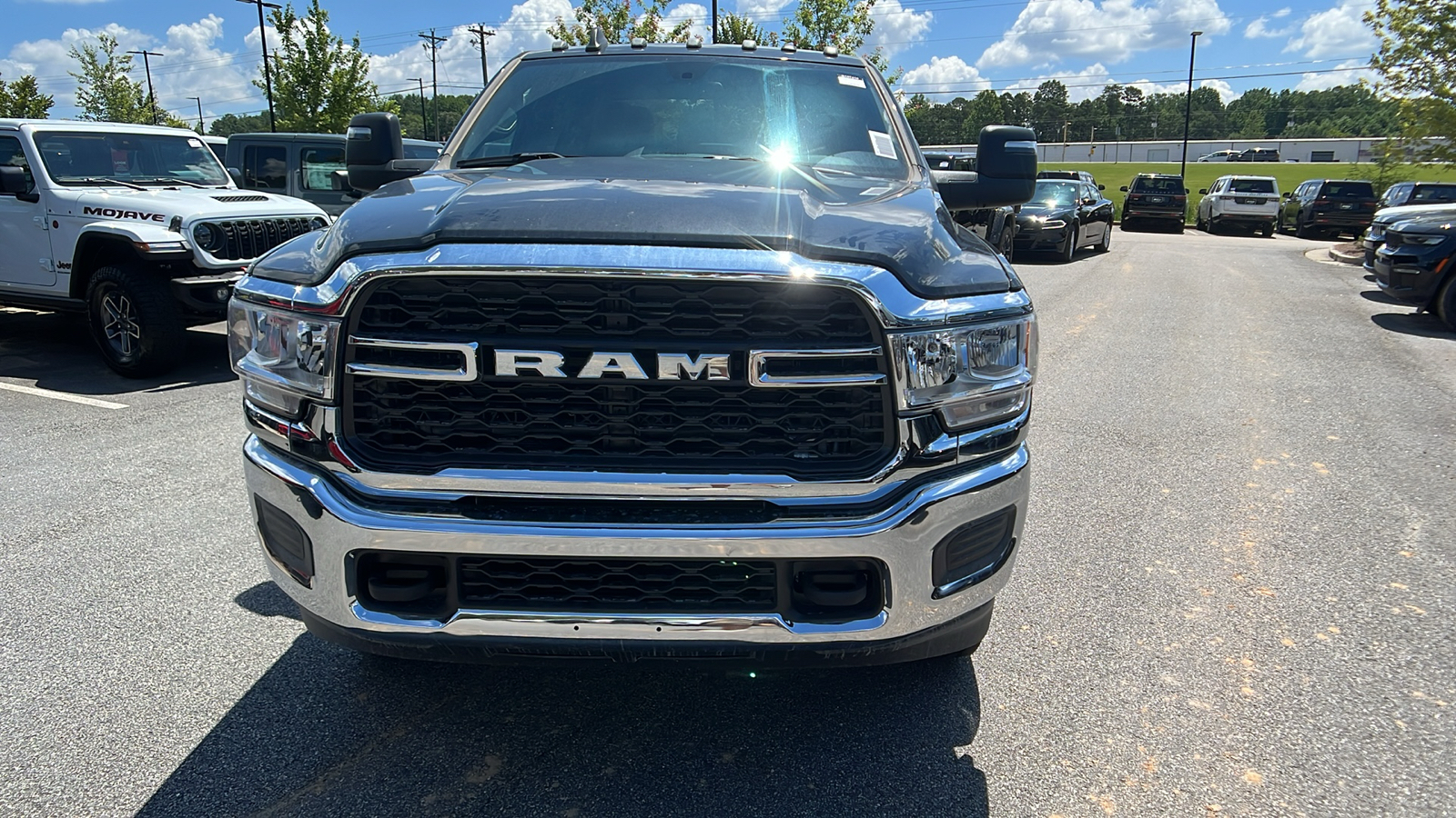 2024 Ram 2500 Tradesman 2