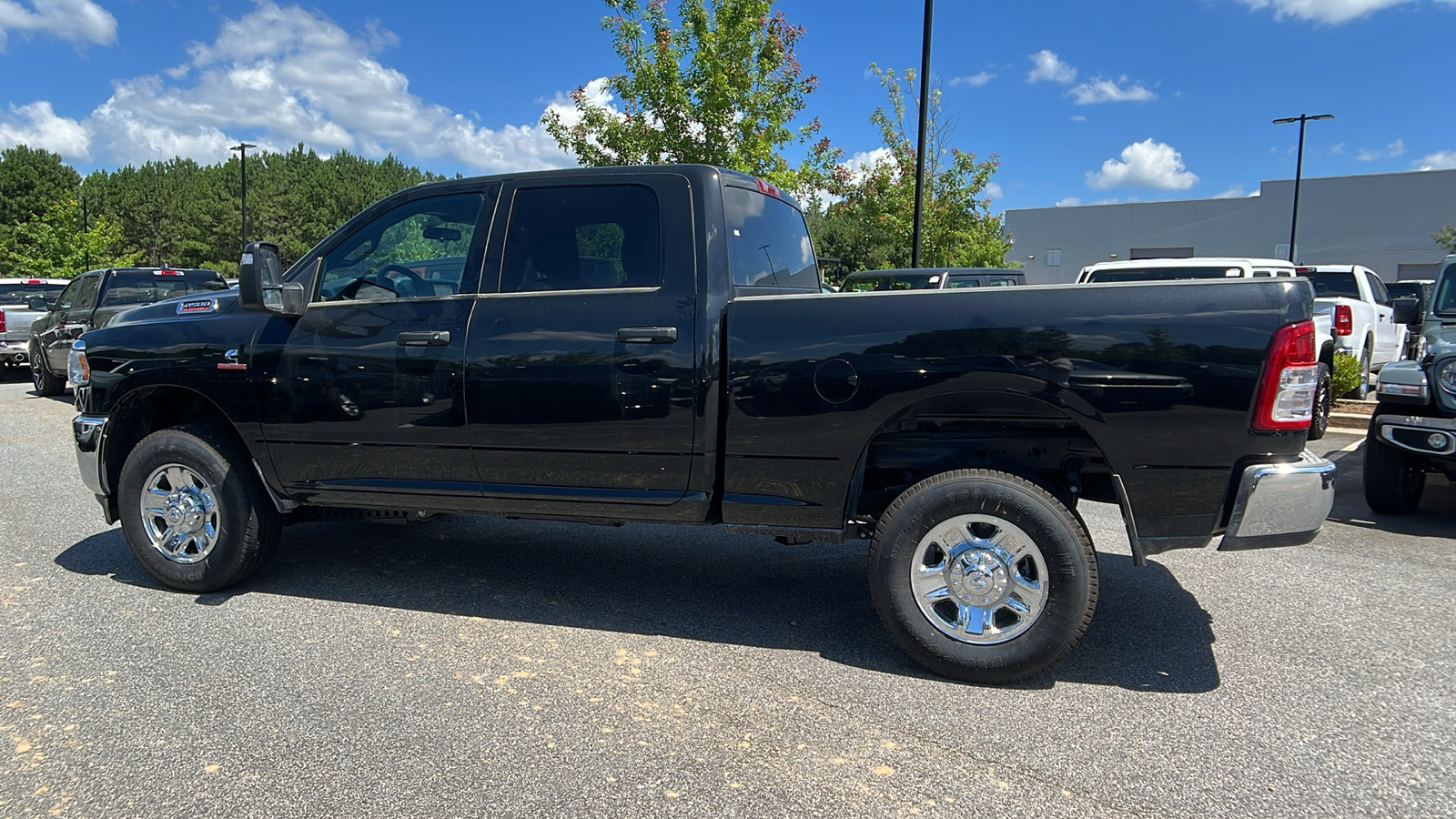 2024 Ram 2500 Tradesman 8