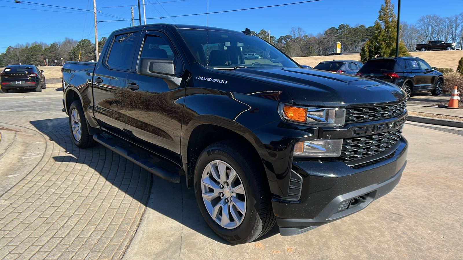 2022 Chevrolet Silverado 1500 LTD Custom 3