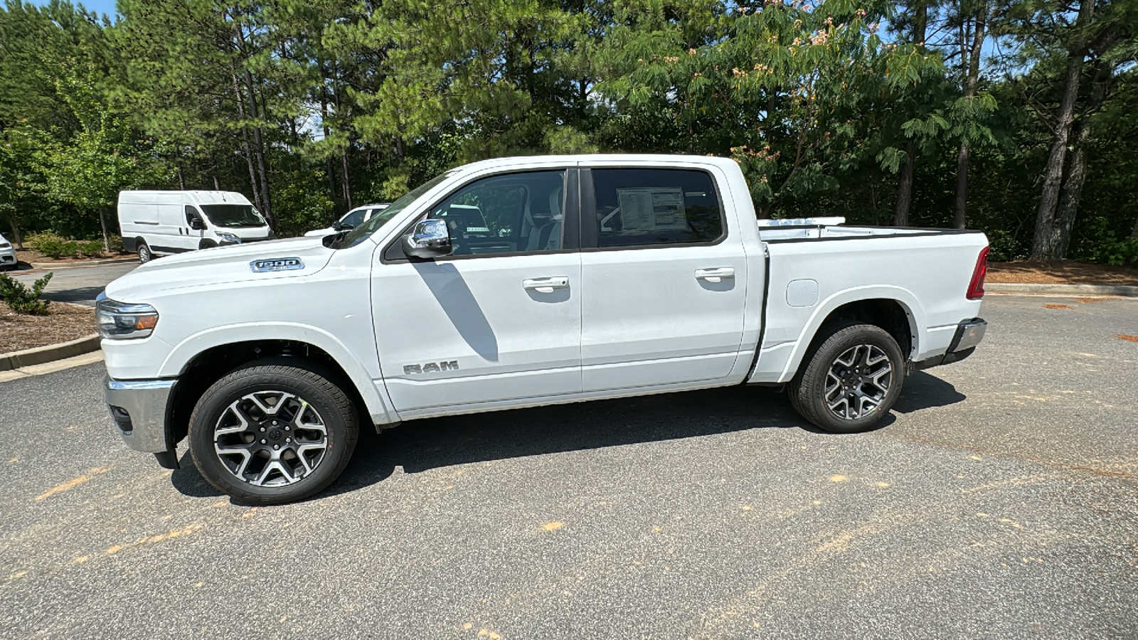 2025 Ram 1500 Laramie 8