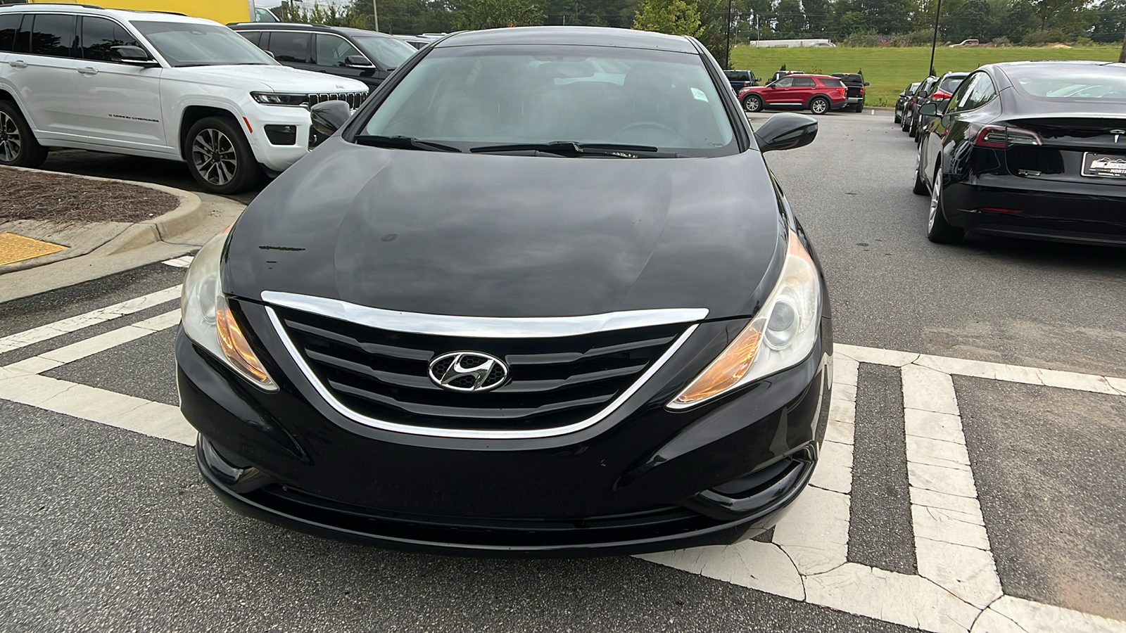 2011 Hyundai Sonata GLS 2