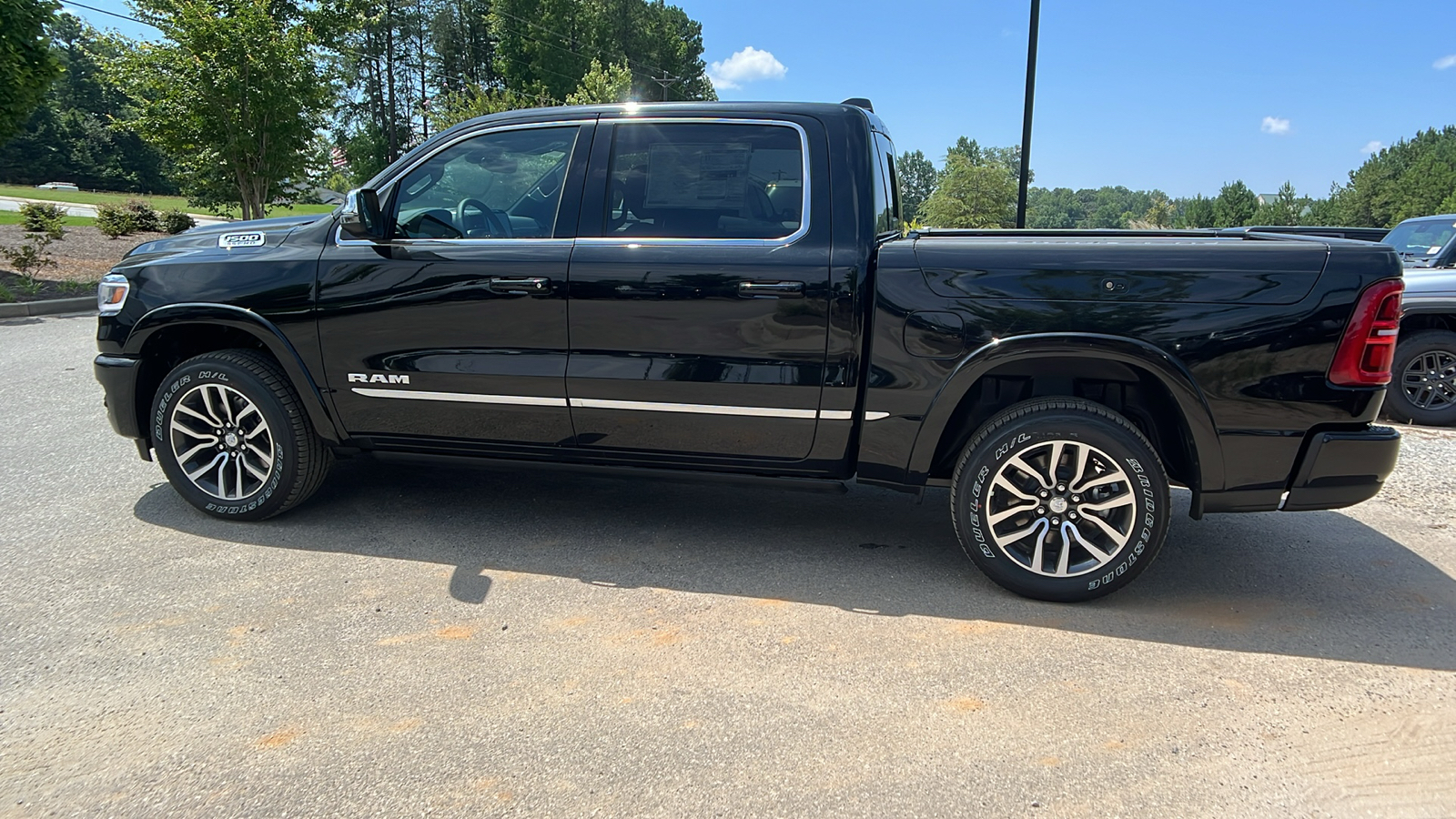 2025 Ram 1500 Limited 8