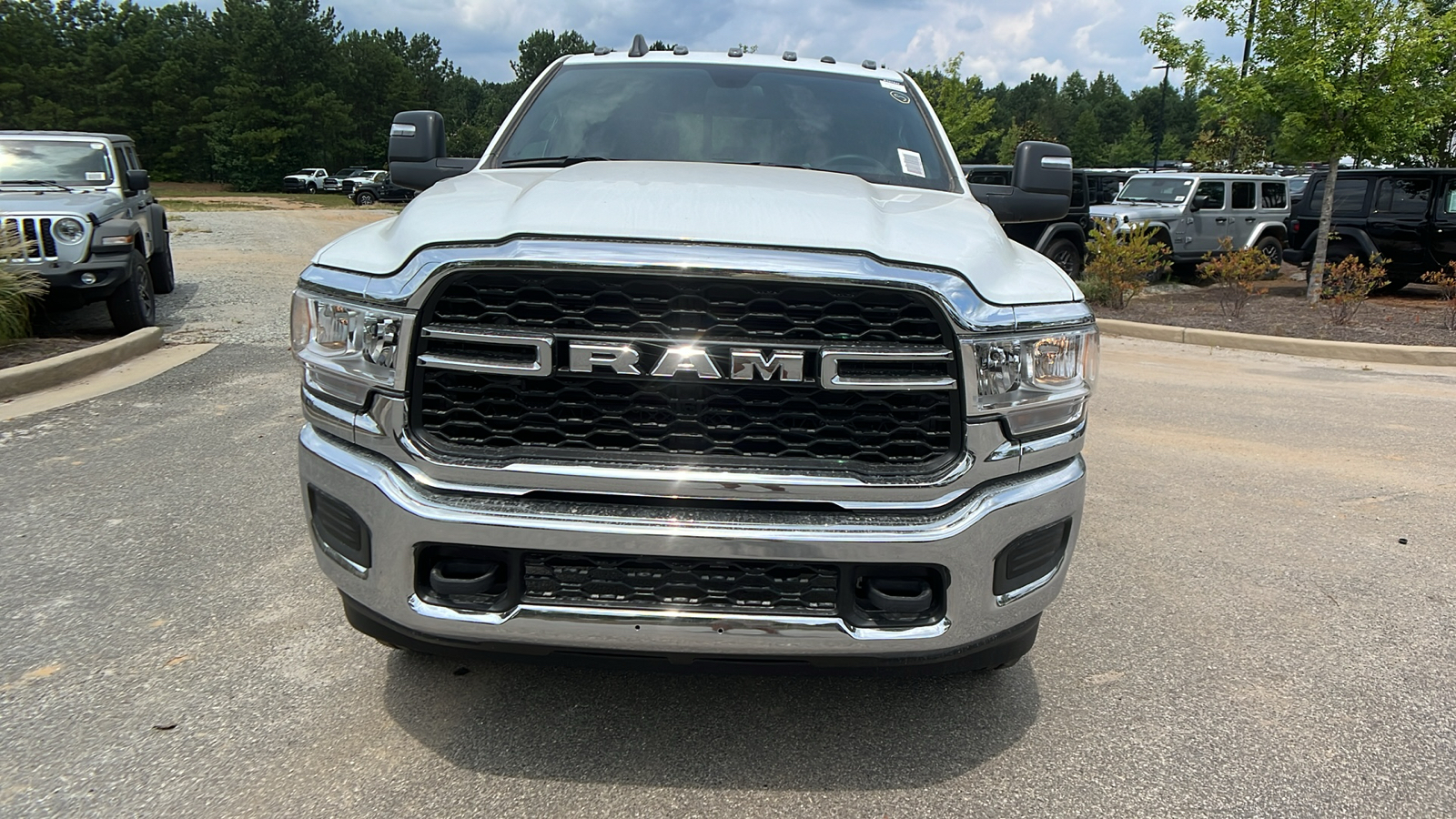 2024 Ram 2500 Tradesman 2