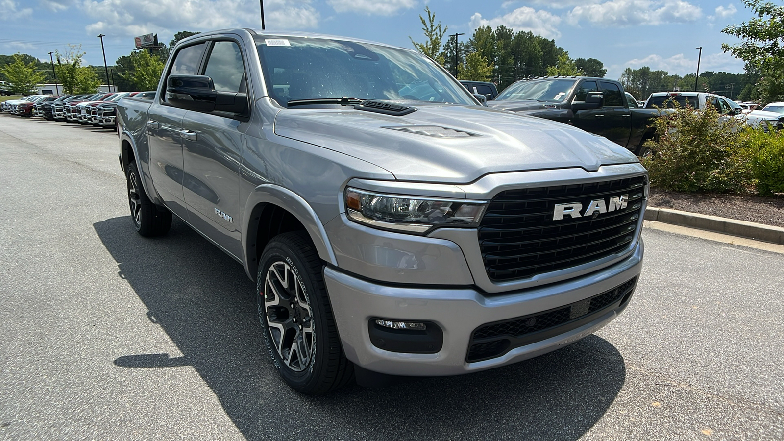 2025 Ram 1500 Laramie 3