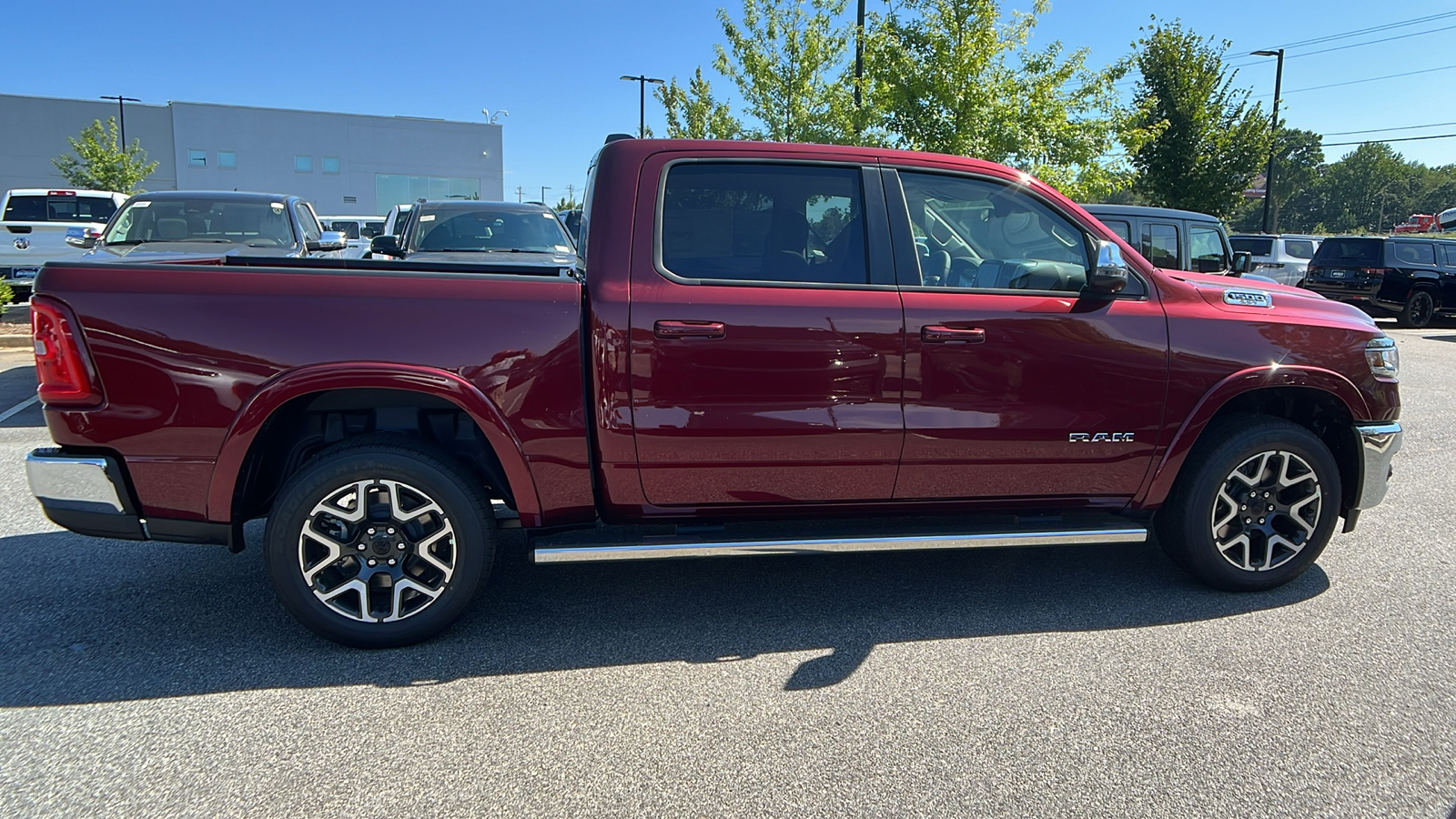 2025 Ram 1500 Laramie 4