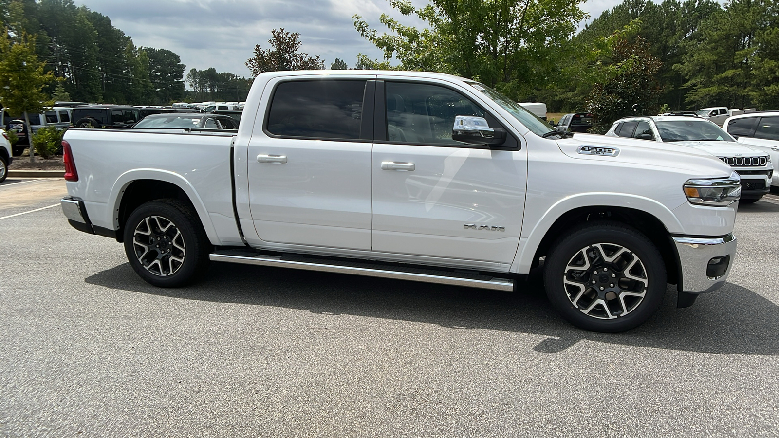 2025 Ram 1500 Laramie 4