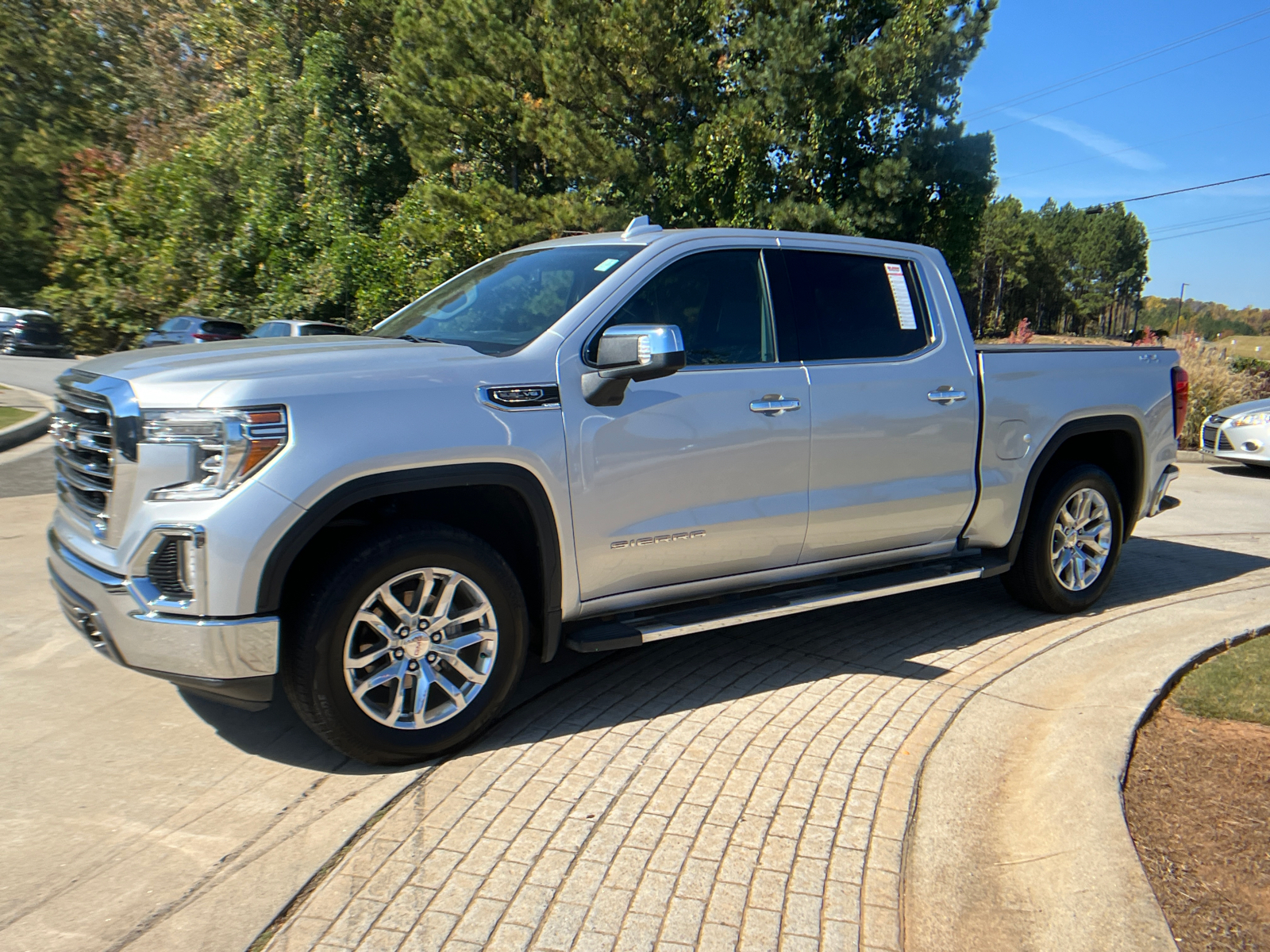 2020 GMC Sierra 1500 SLT 1