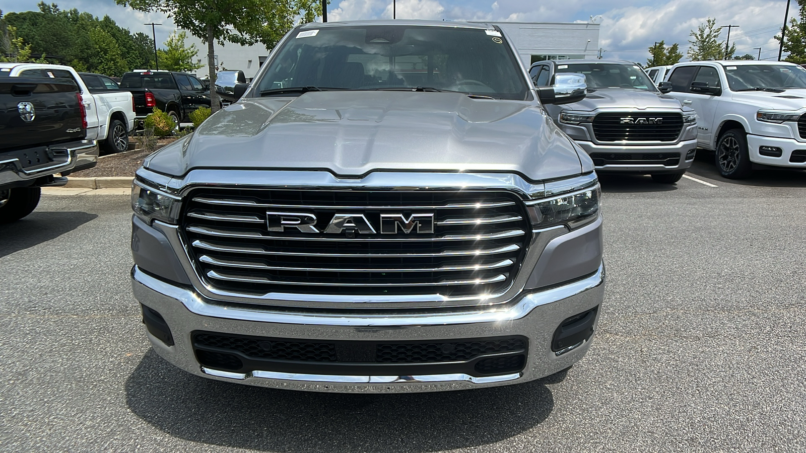 2025 Ram 1500 Laramie 2