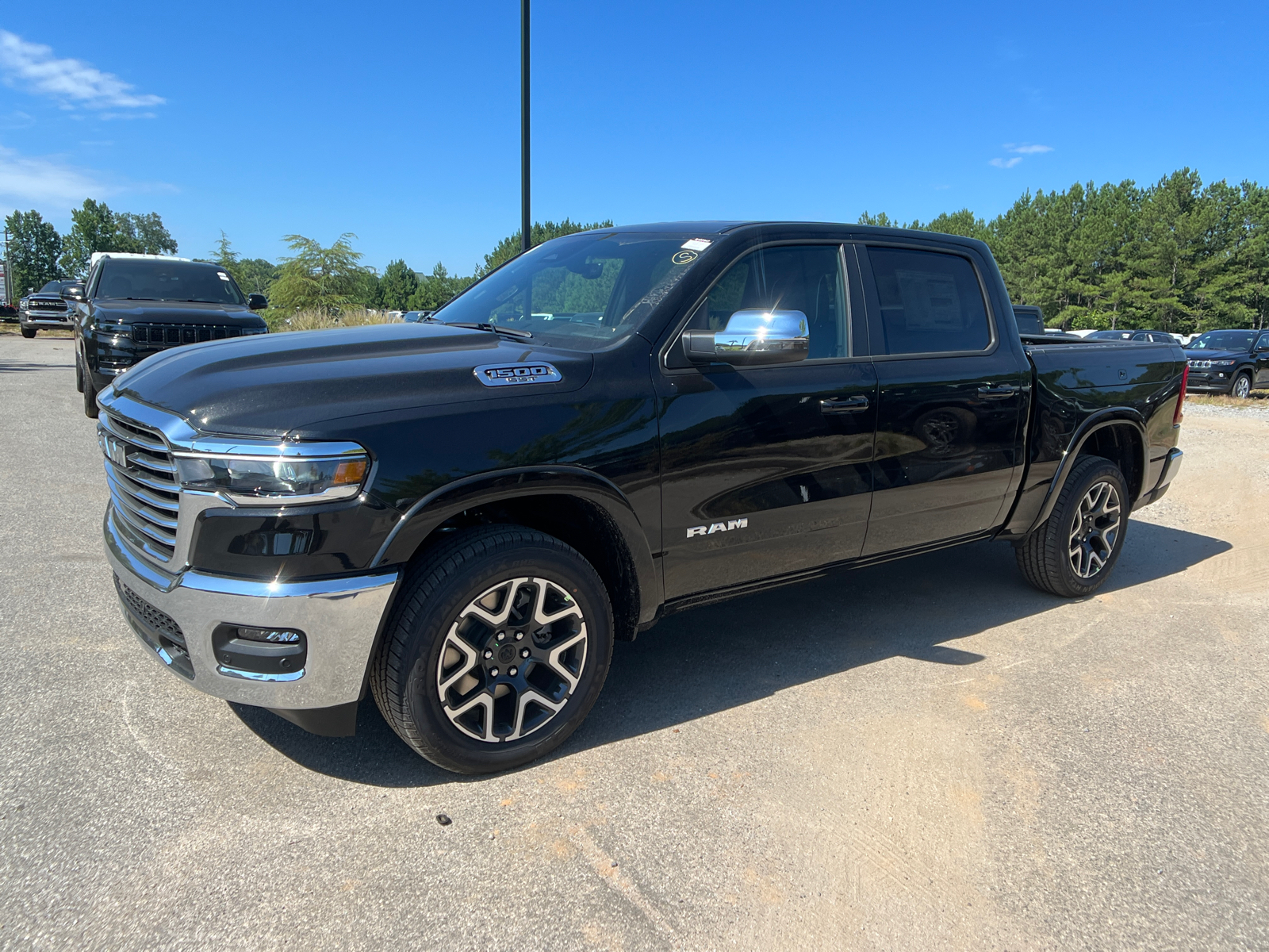 2025 Ram 1500 Laramie 1