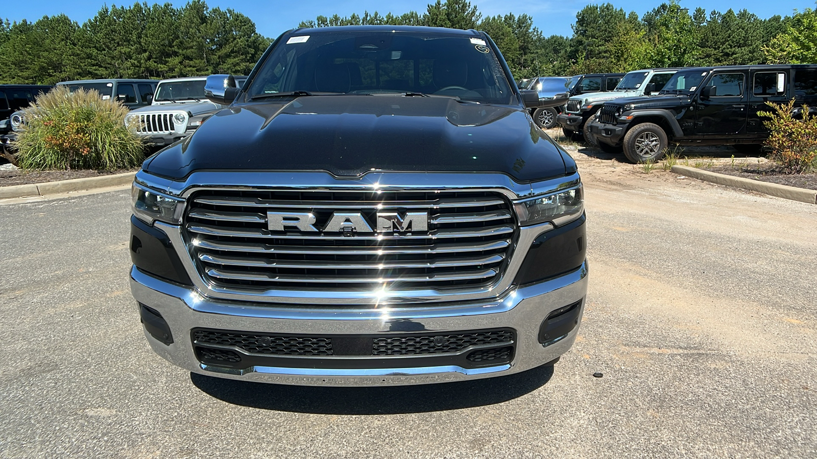 2025 Ram 1500 Laramie 2