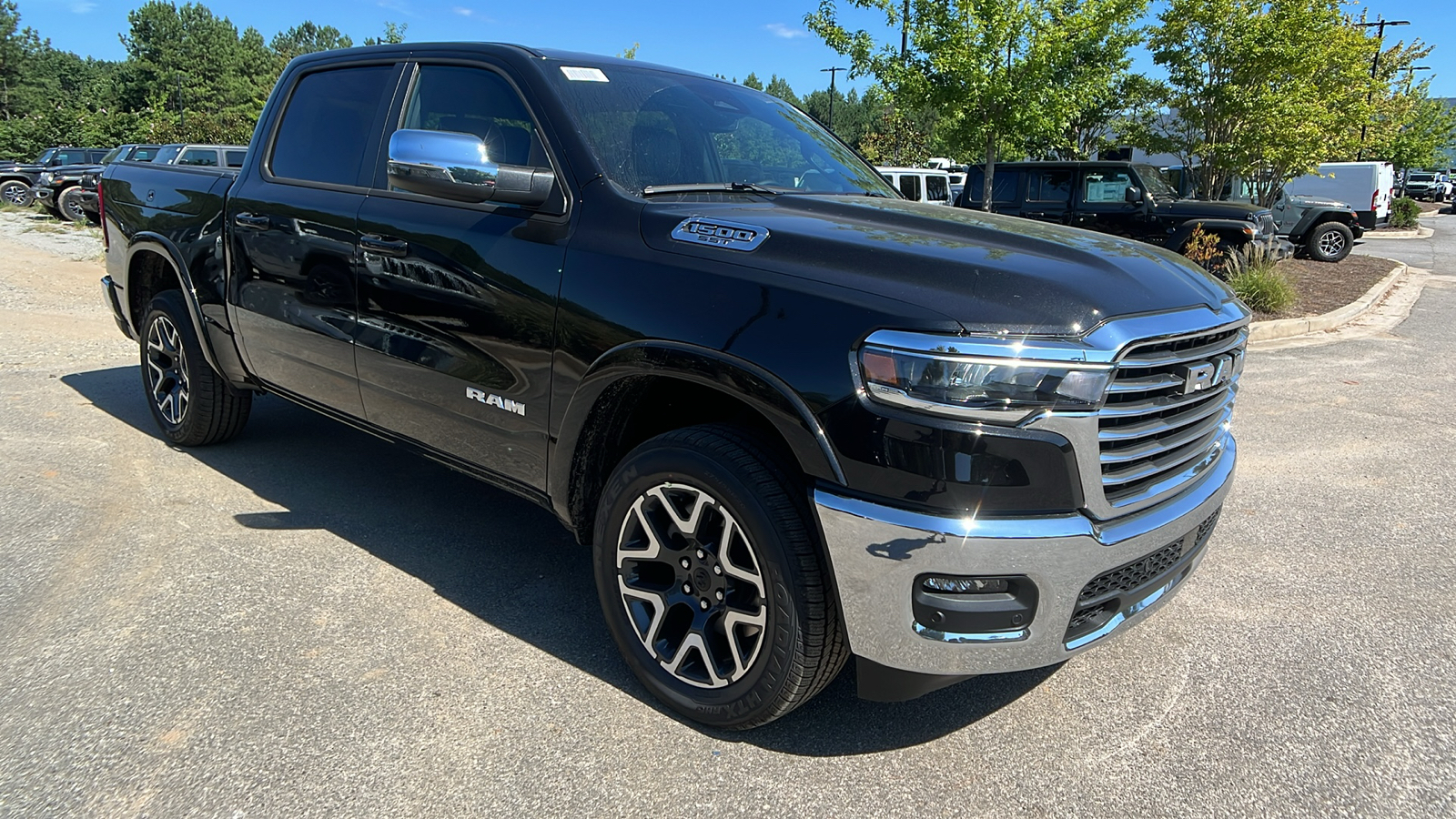 2025 Ram 1500 Laramie 3