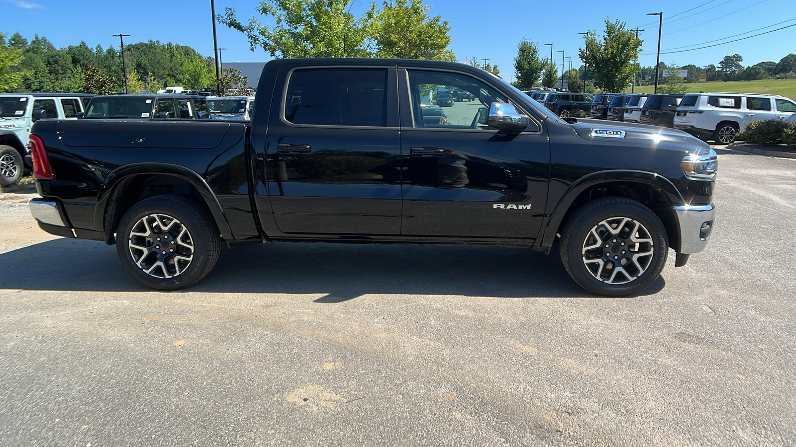 2025 Ram 1500 Laramie 4