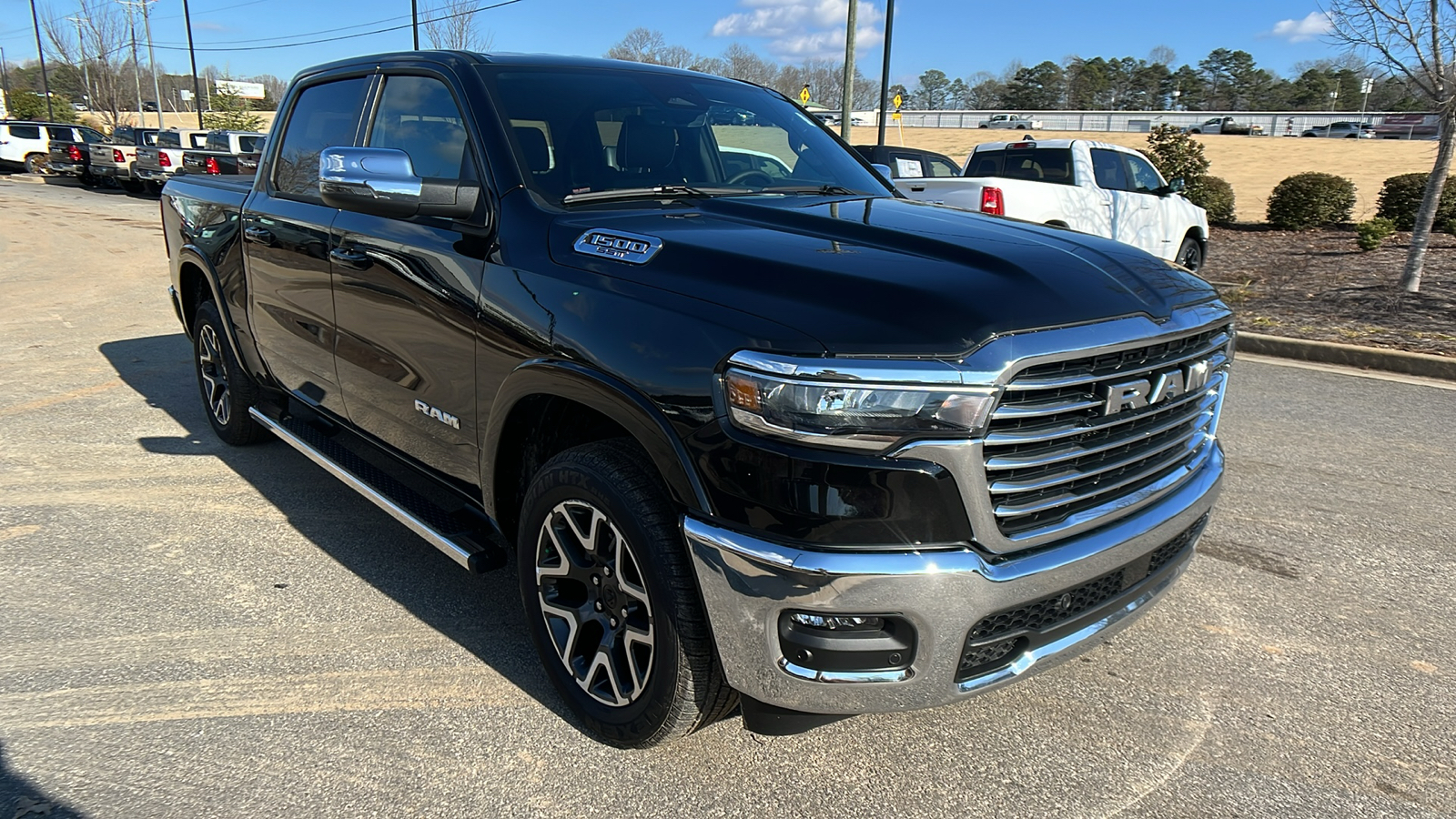 2025 Ram 1500 Laramie 3