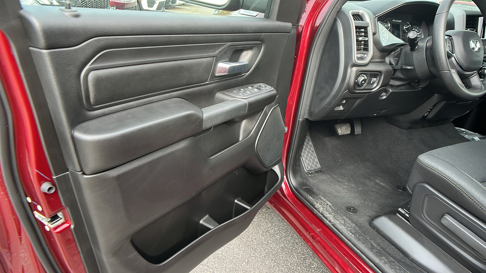 2025 Ram 1500 Tradesman 11