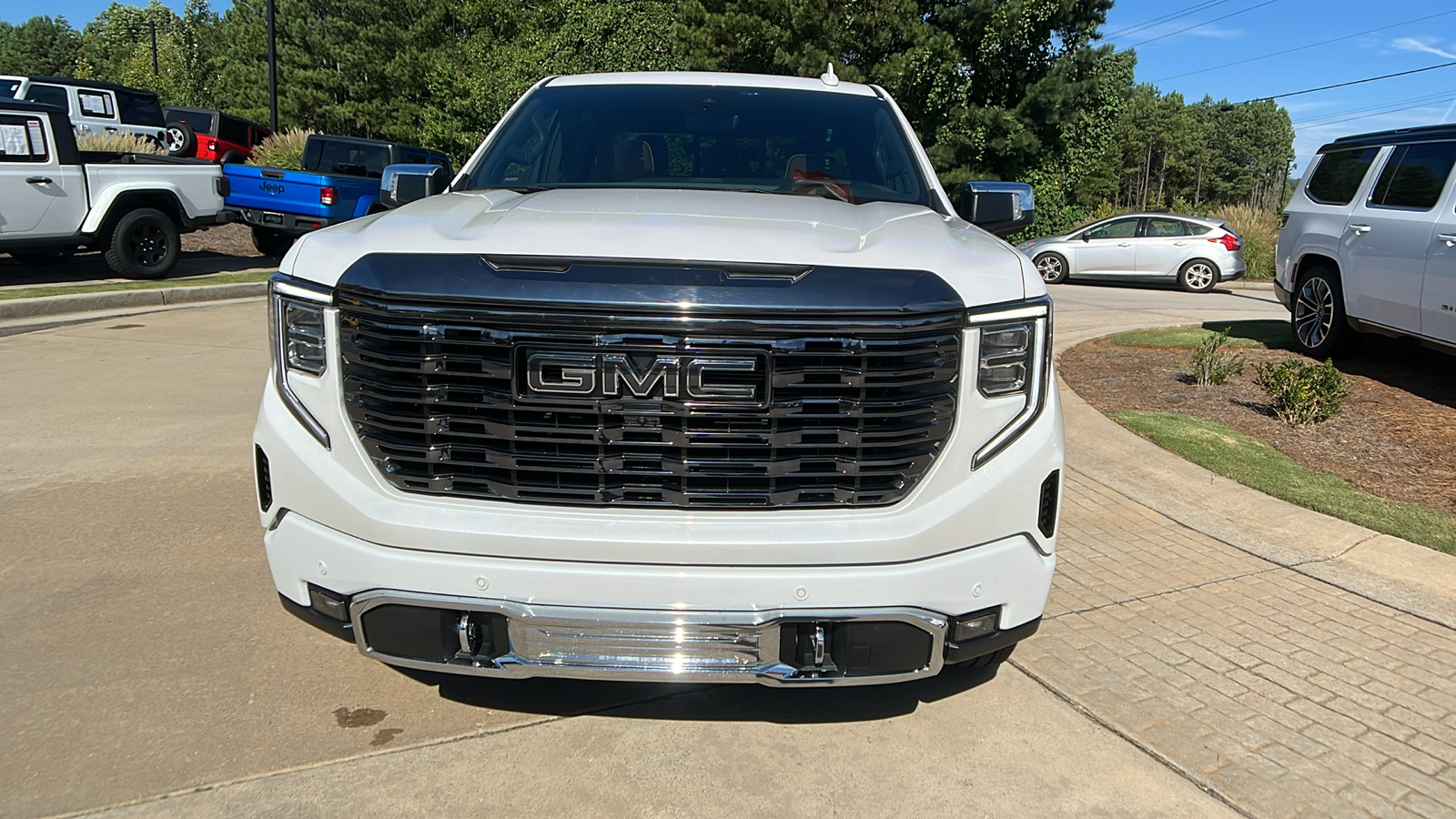 2023 GMC Sierra 1500 Denali Ultimate 2