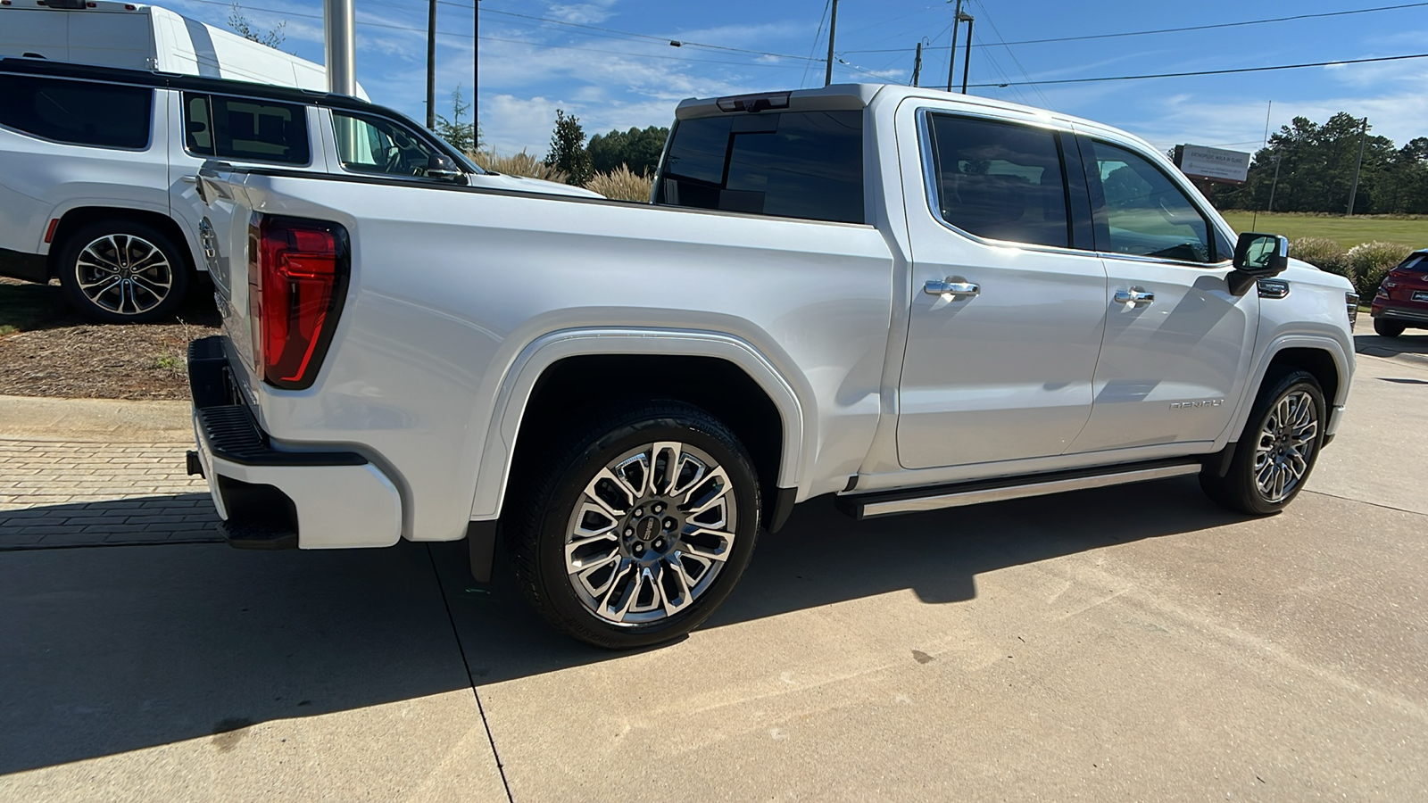 2023 GMC Sierra 1500 Denali Ultimate 5