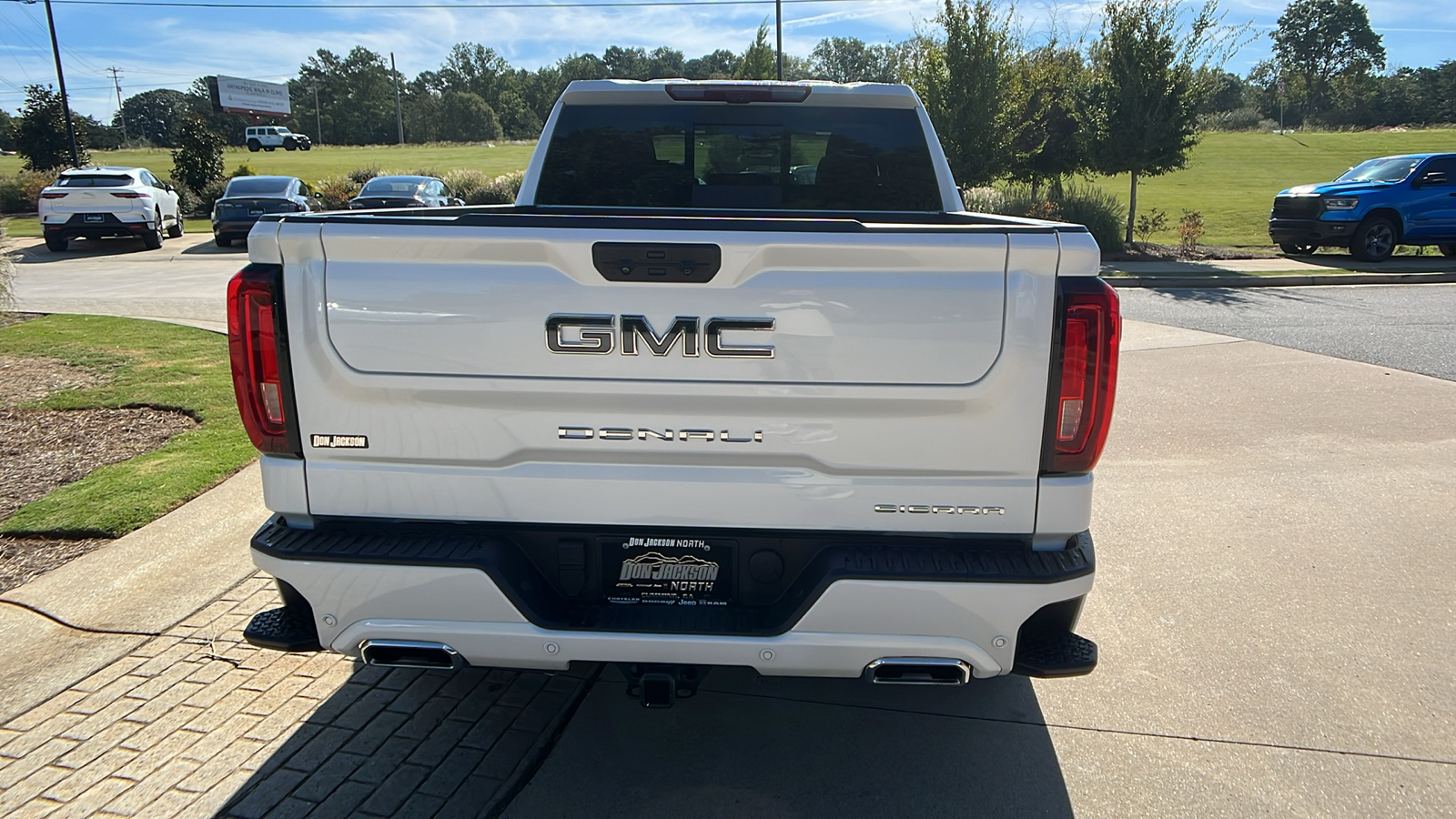 2023 GMC Sierra 1500 Denali Ultimate 6