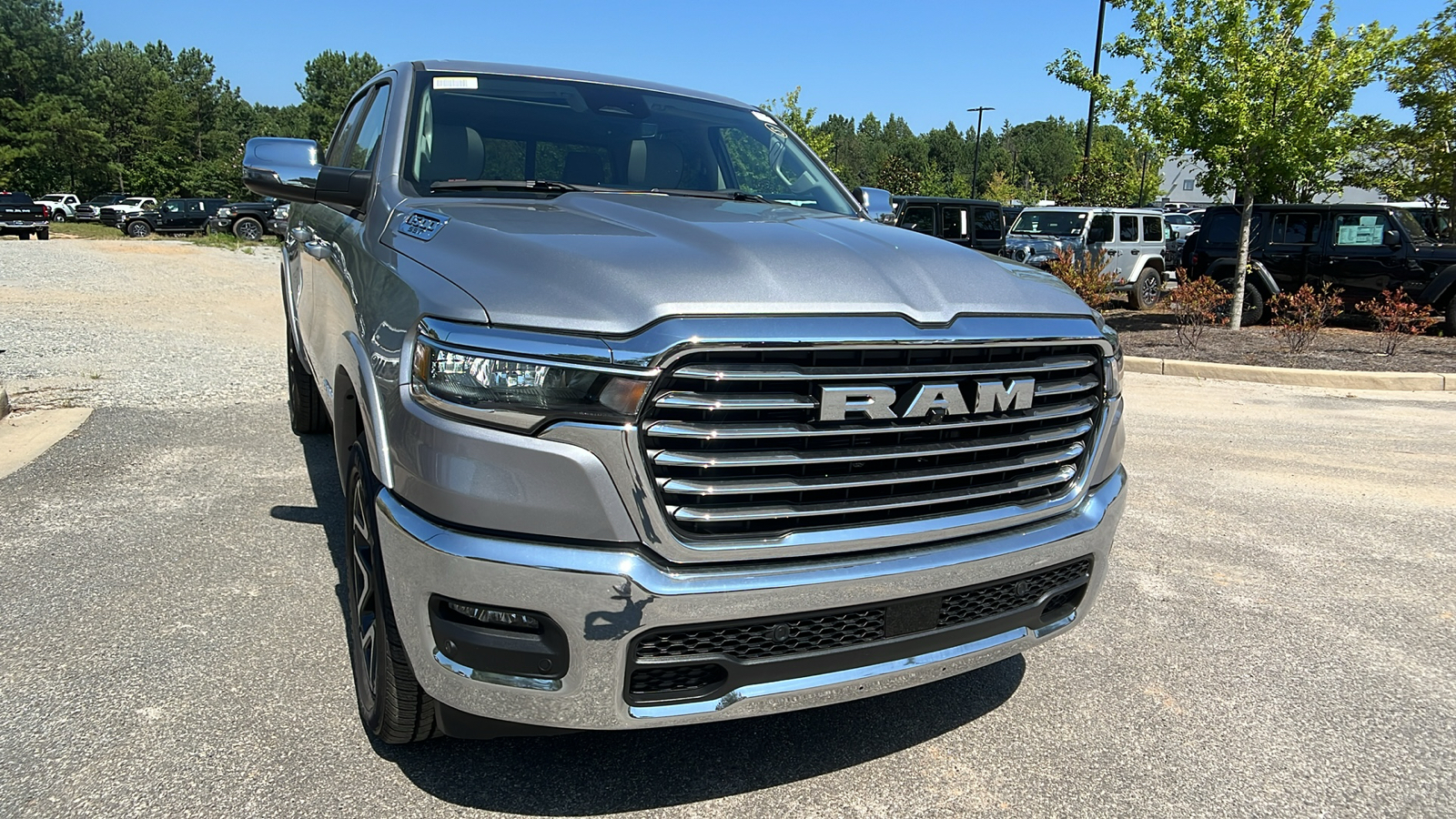 2025 Ram 1500 Laramie 3