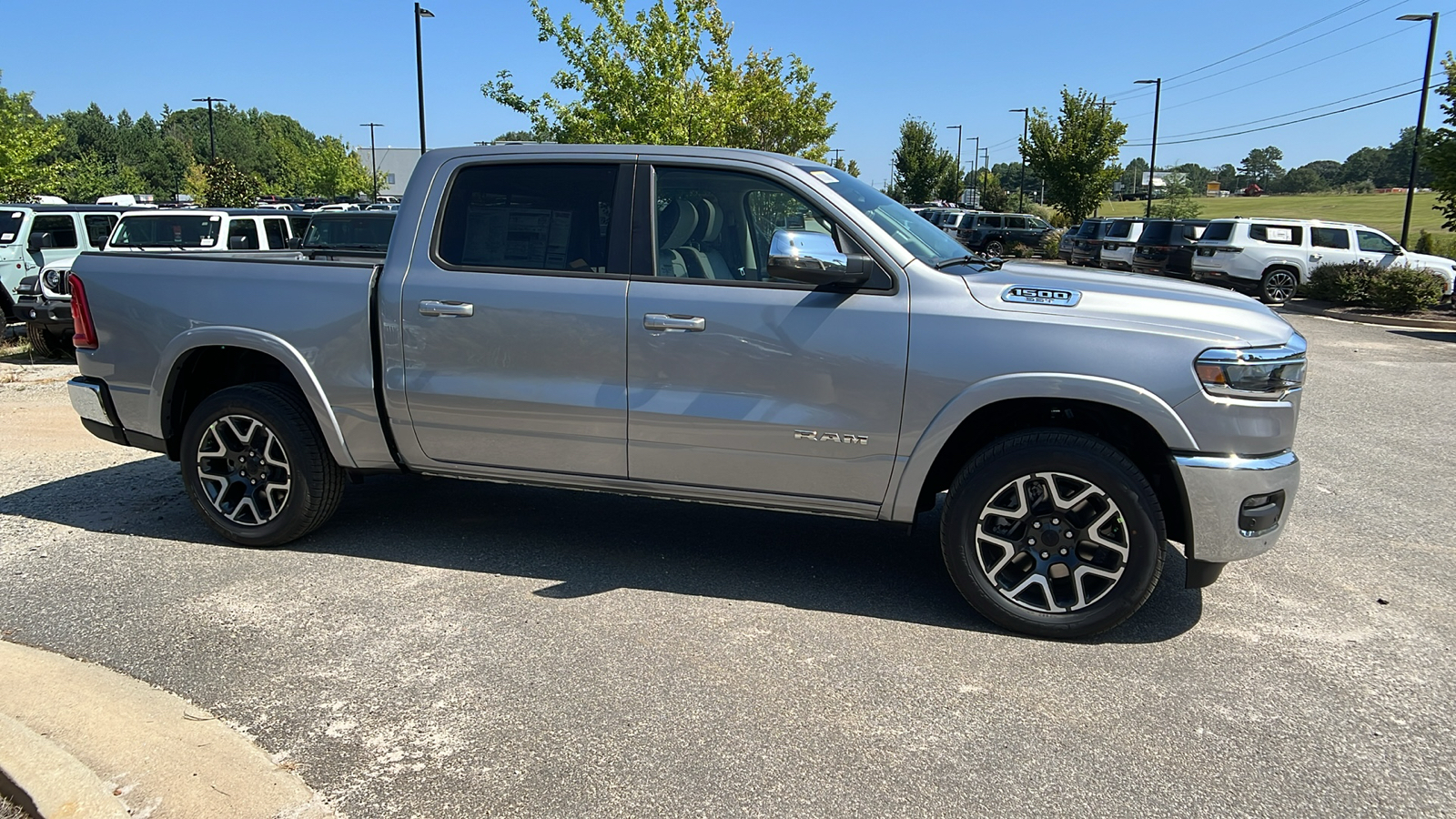 2025 Ram 1500 Laramie 4