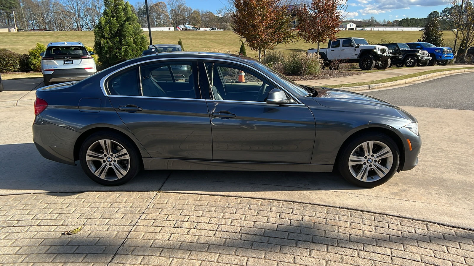 2018 BMW 3 Series 330i 4