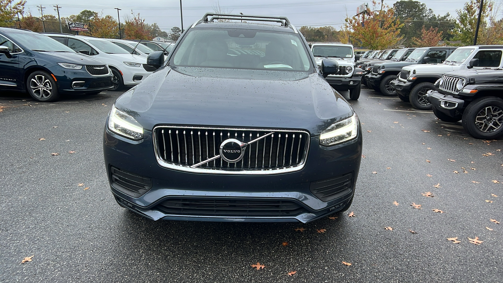 2020 Volvo XC90 Momentum 2