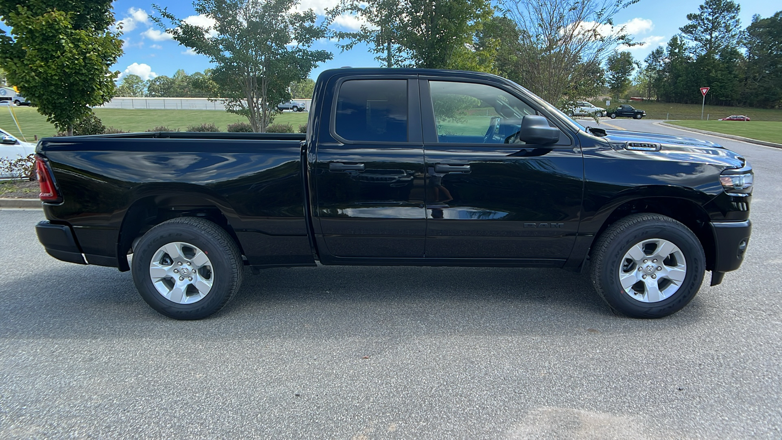 2025 Ram 1500 Tradesman 4