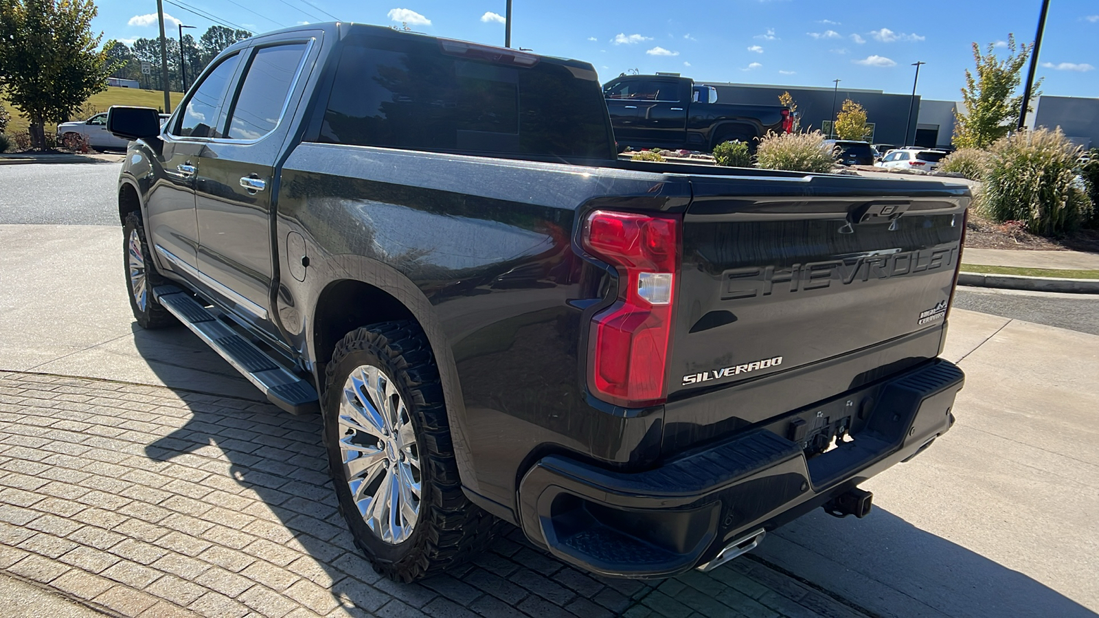 2023 Chevrolet Silverado 1500 High Country 7