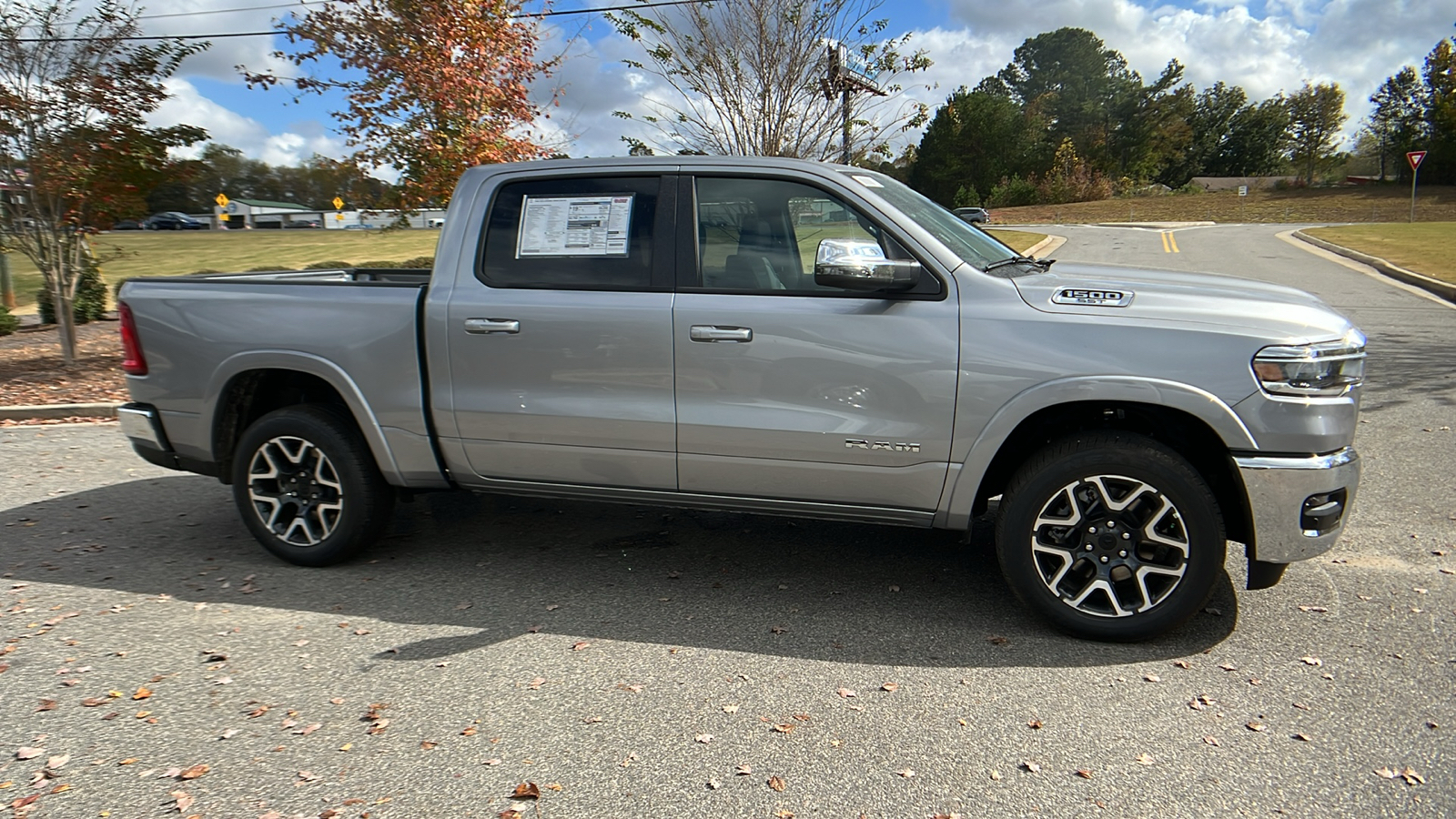 2025 Ram 1500 Laramie 4