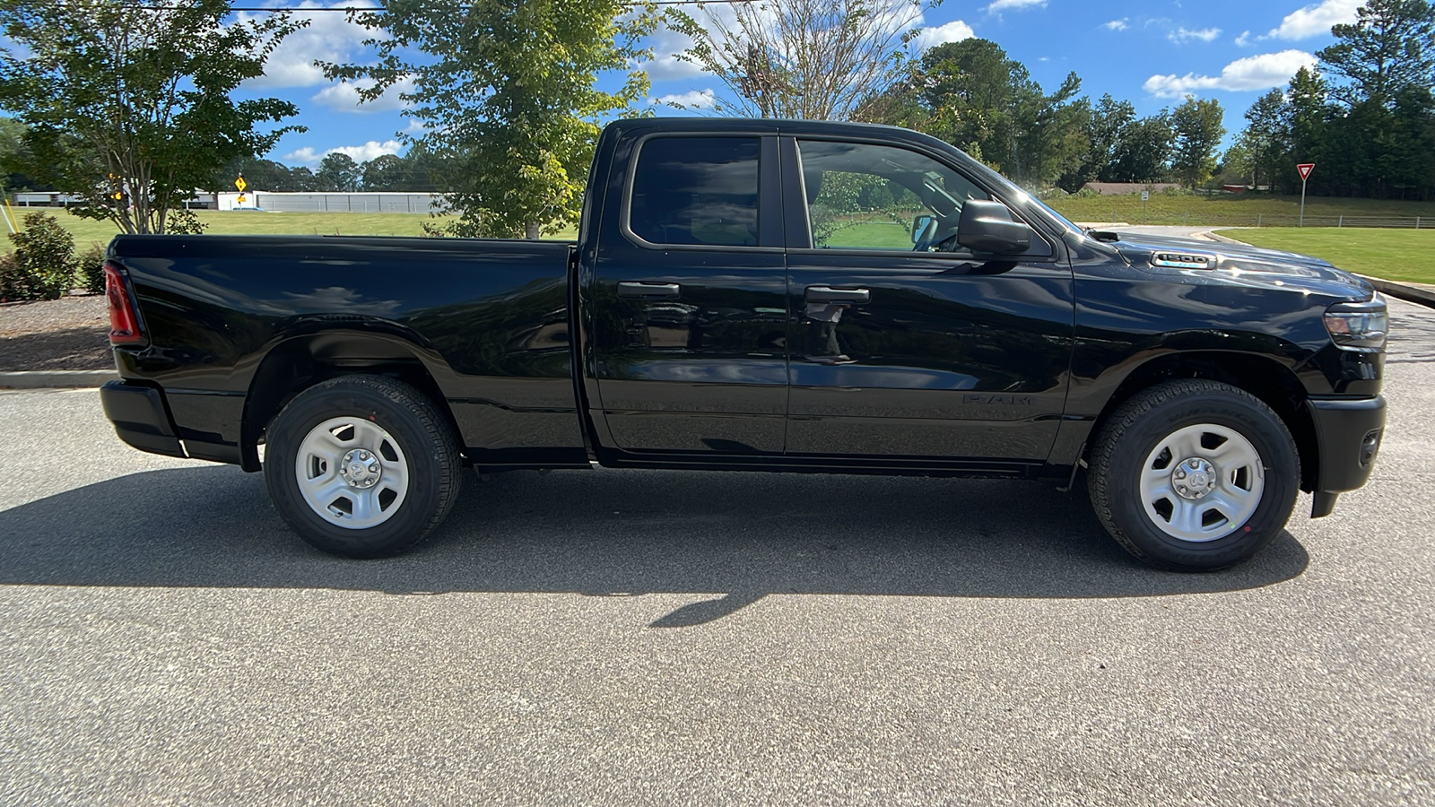 2025 Ram 1500 Tradesman 4