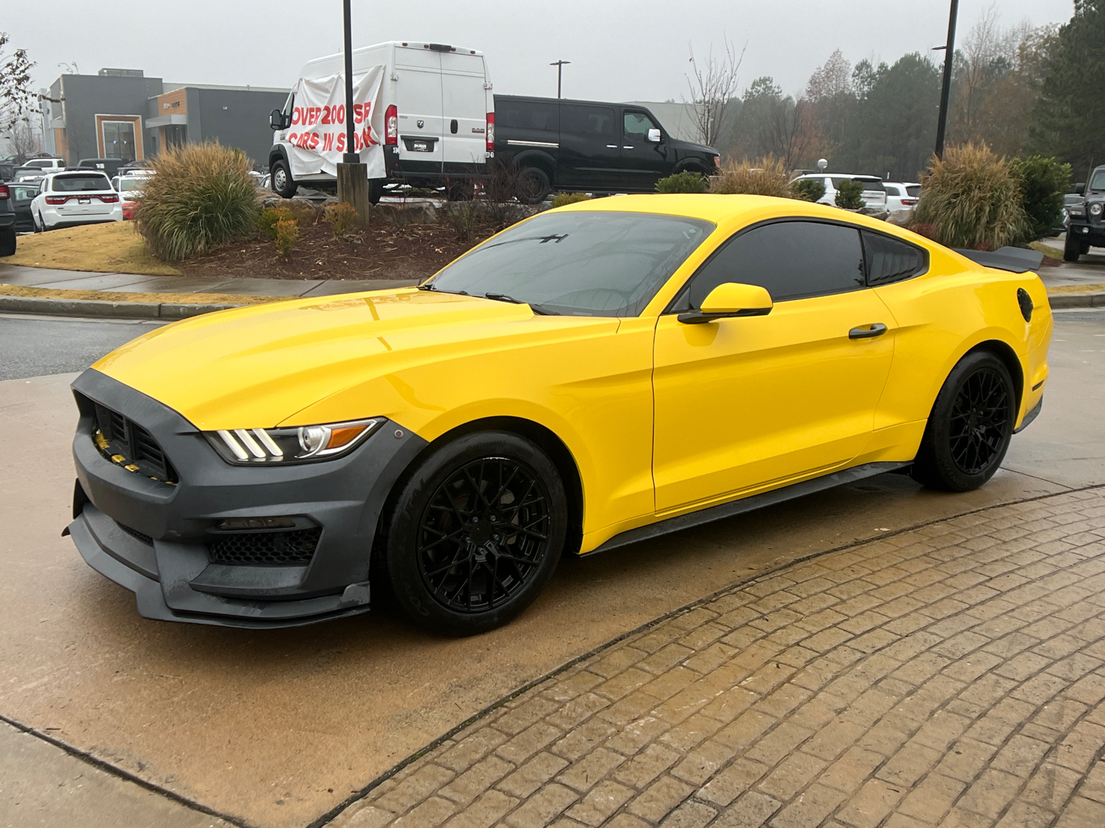 2016 Ford Mustang  1