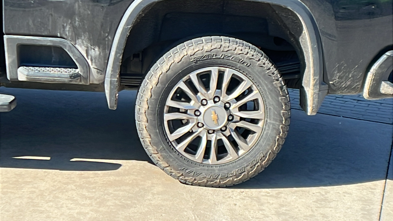 2022 Chevrolet Silverado 2500HD High Country 9