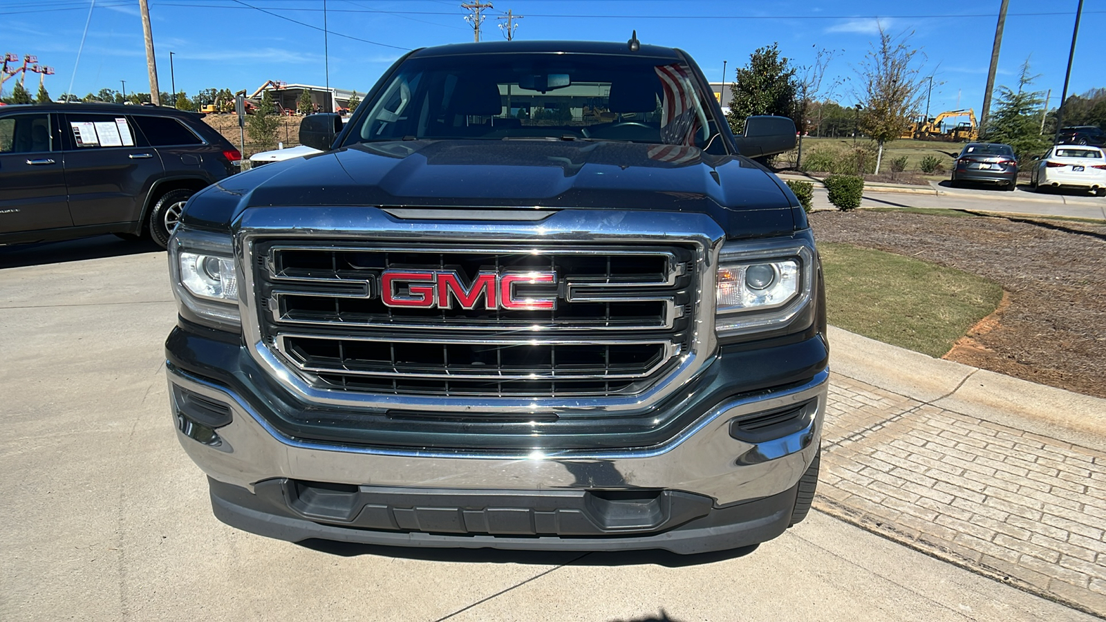 2017 GMC Sierra 1500 SLE 2