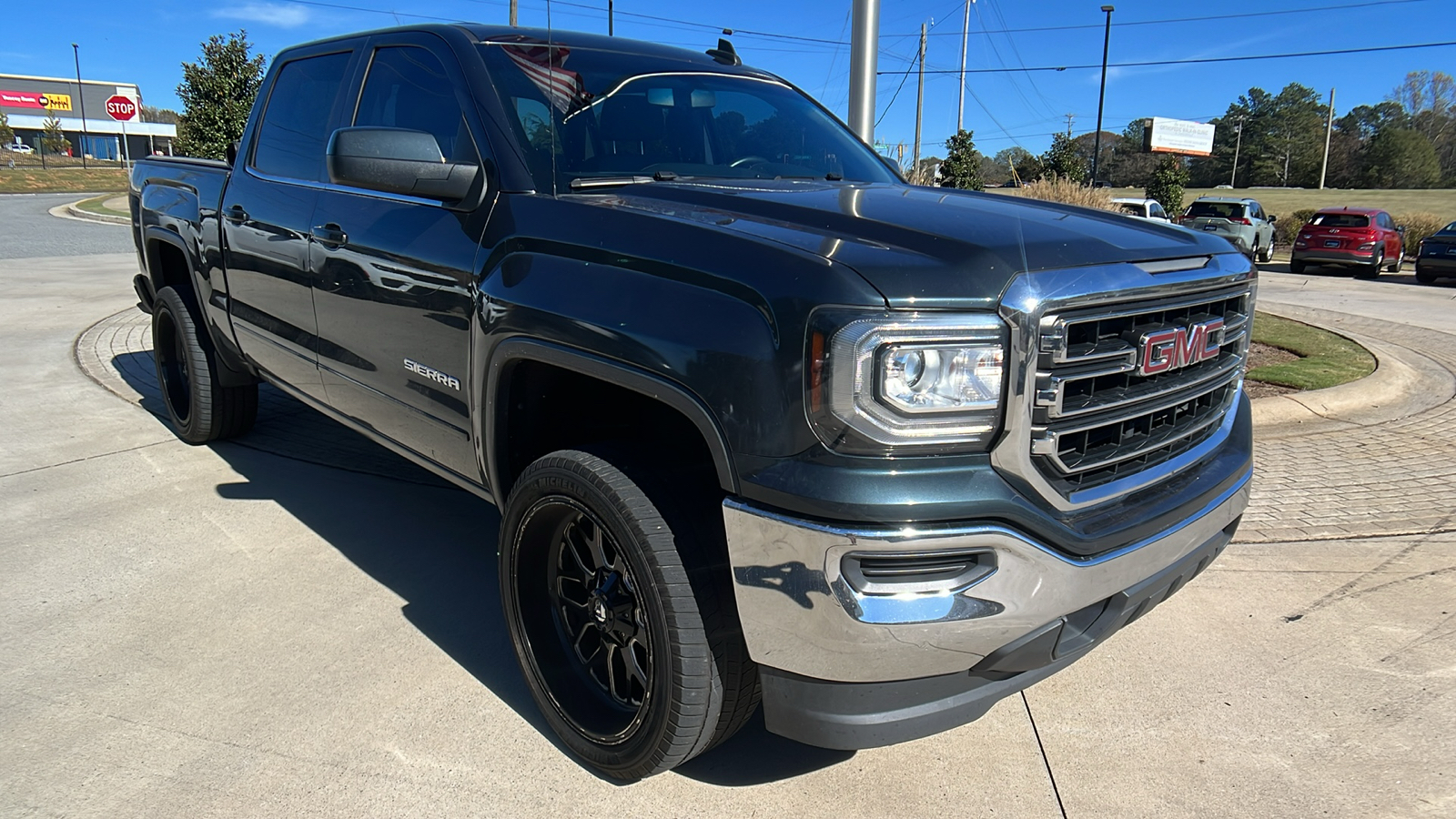 2017 GMC Sierra 1500 SLE 3