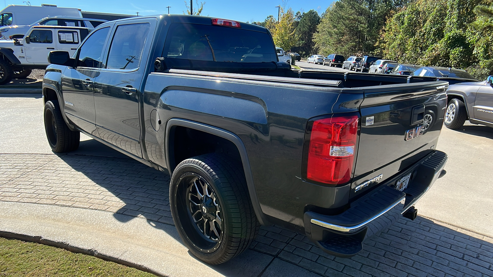 2017 GMC Sierra 1500 SLE 7