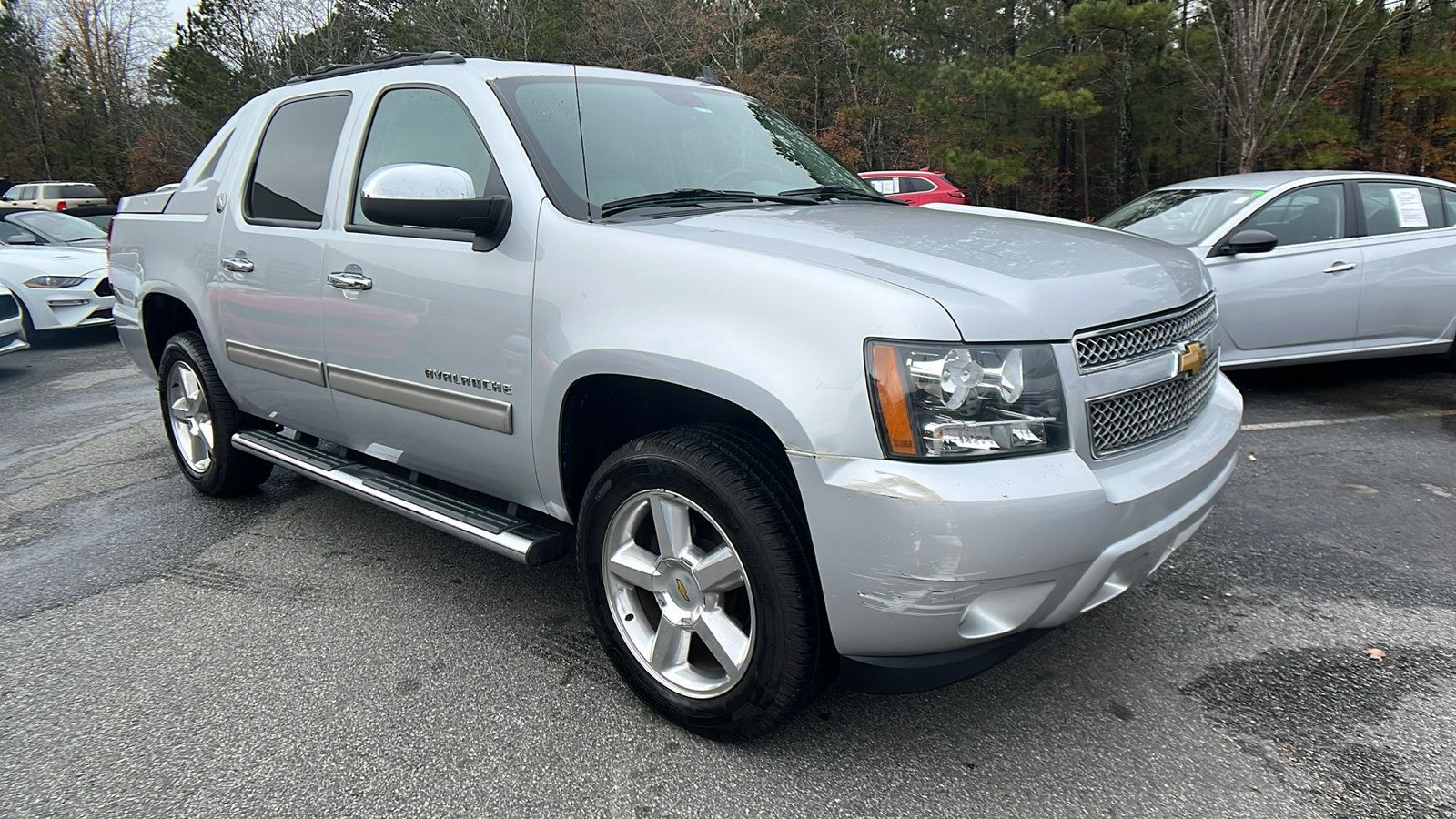 2013 Chevrolet Avalanche LT 3