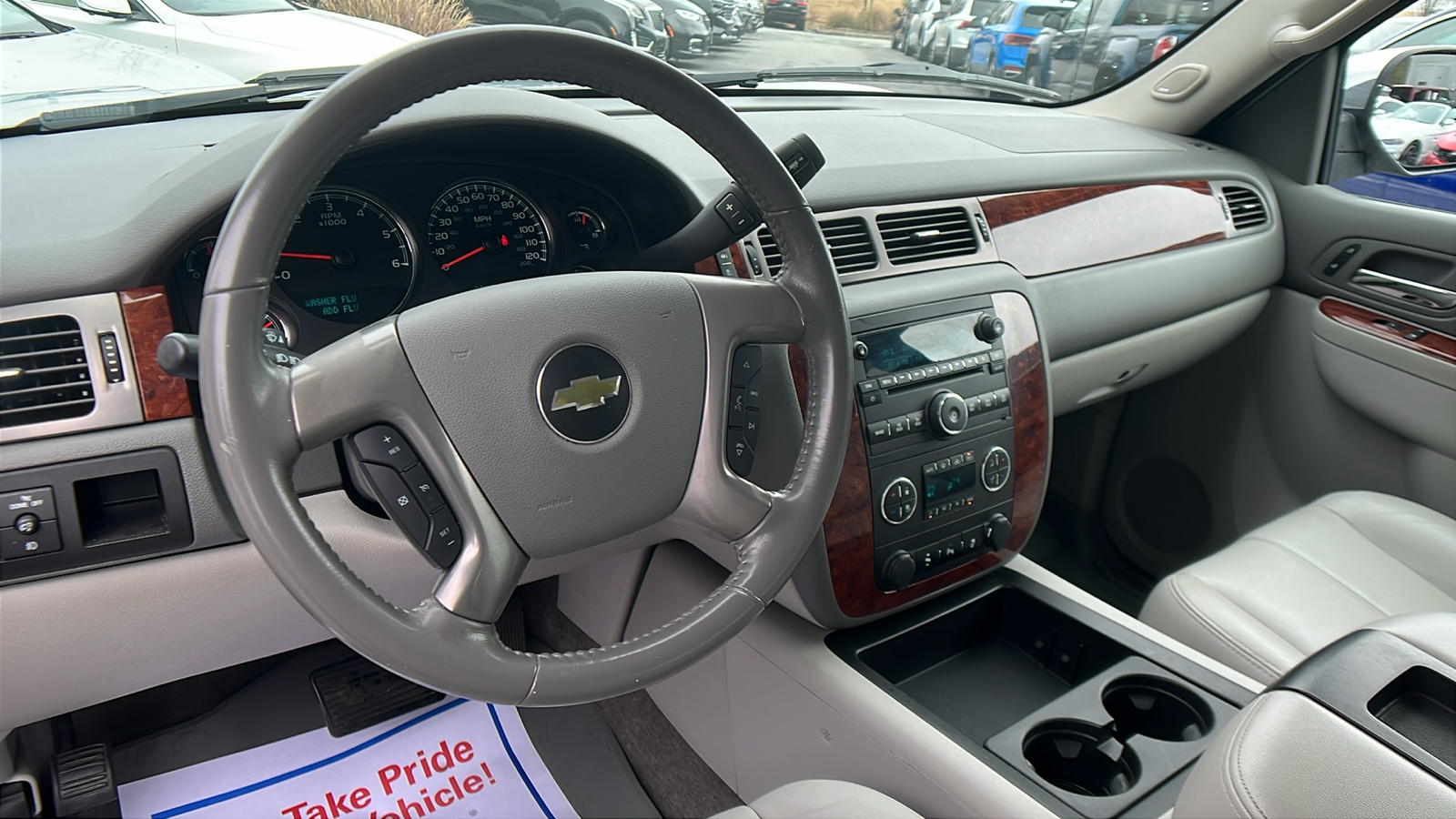 2013 Chevrolet Avalanche LT 19