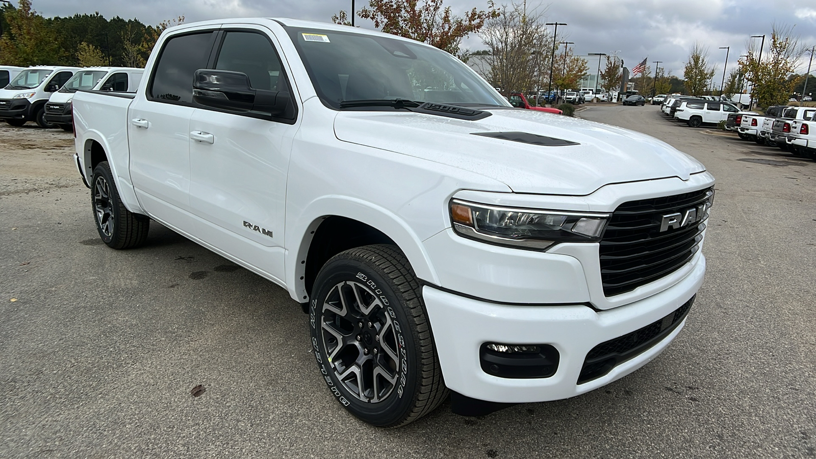 2025 Ram 1500 Laramie 3