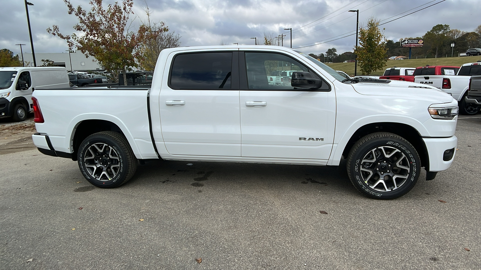 2025 Ram 1500 Laramie 4