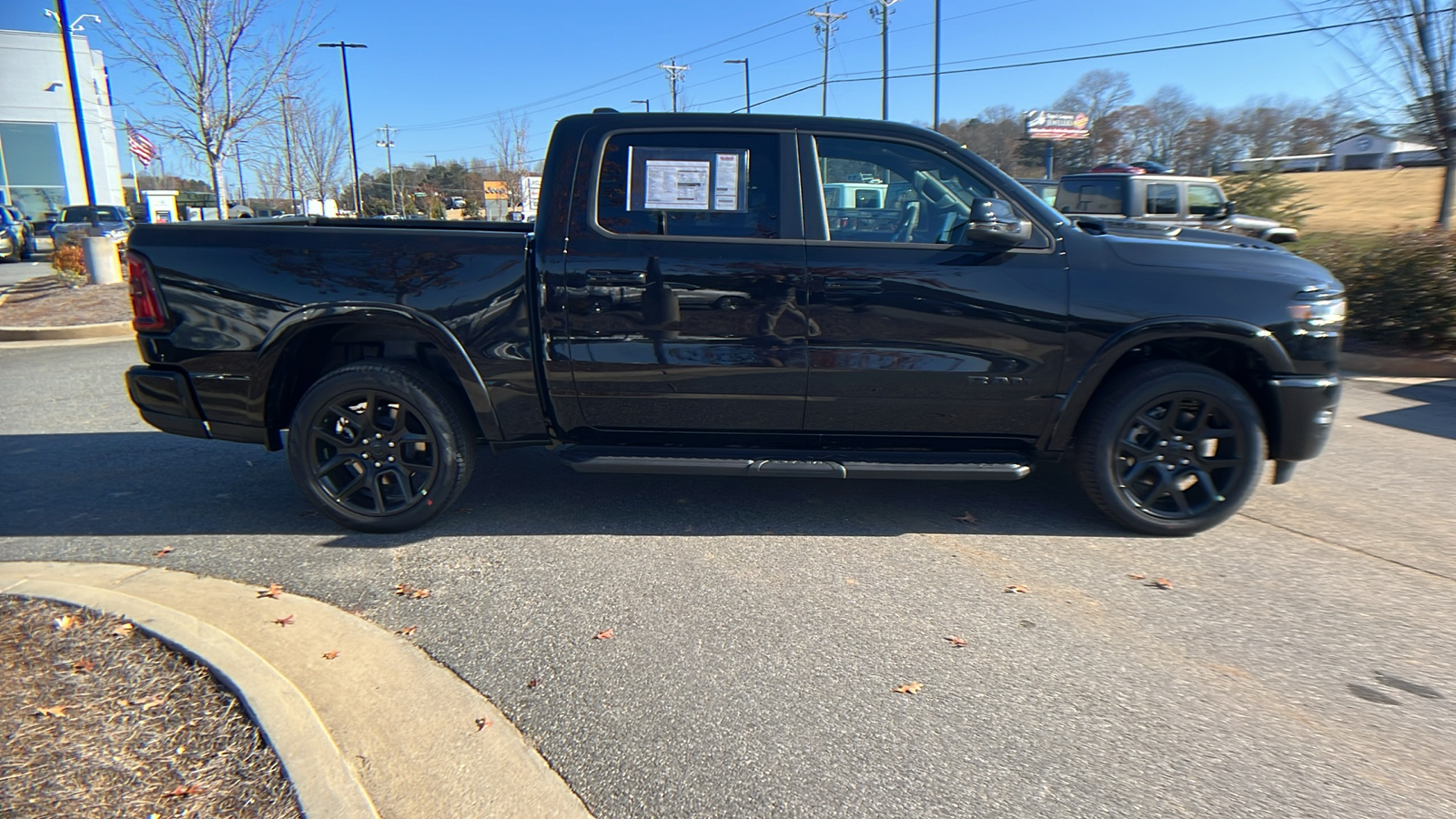 2025 Ram 1500 Laramie 4