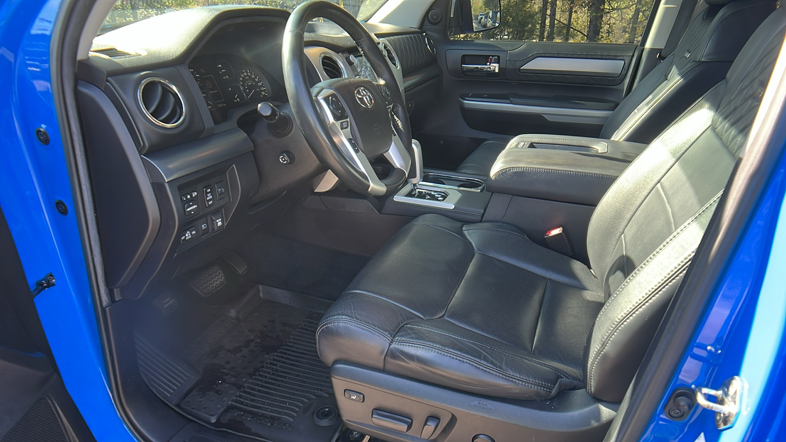 2021 Toyota Tundra 4WD Platinum 12