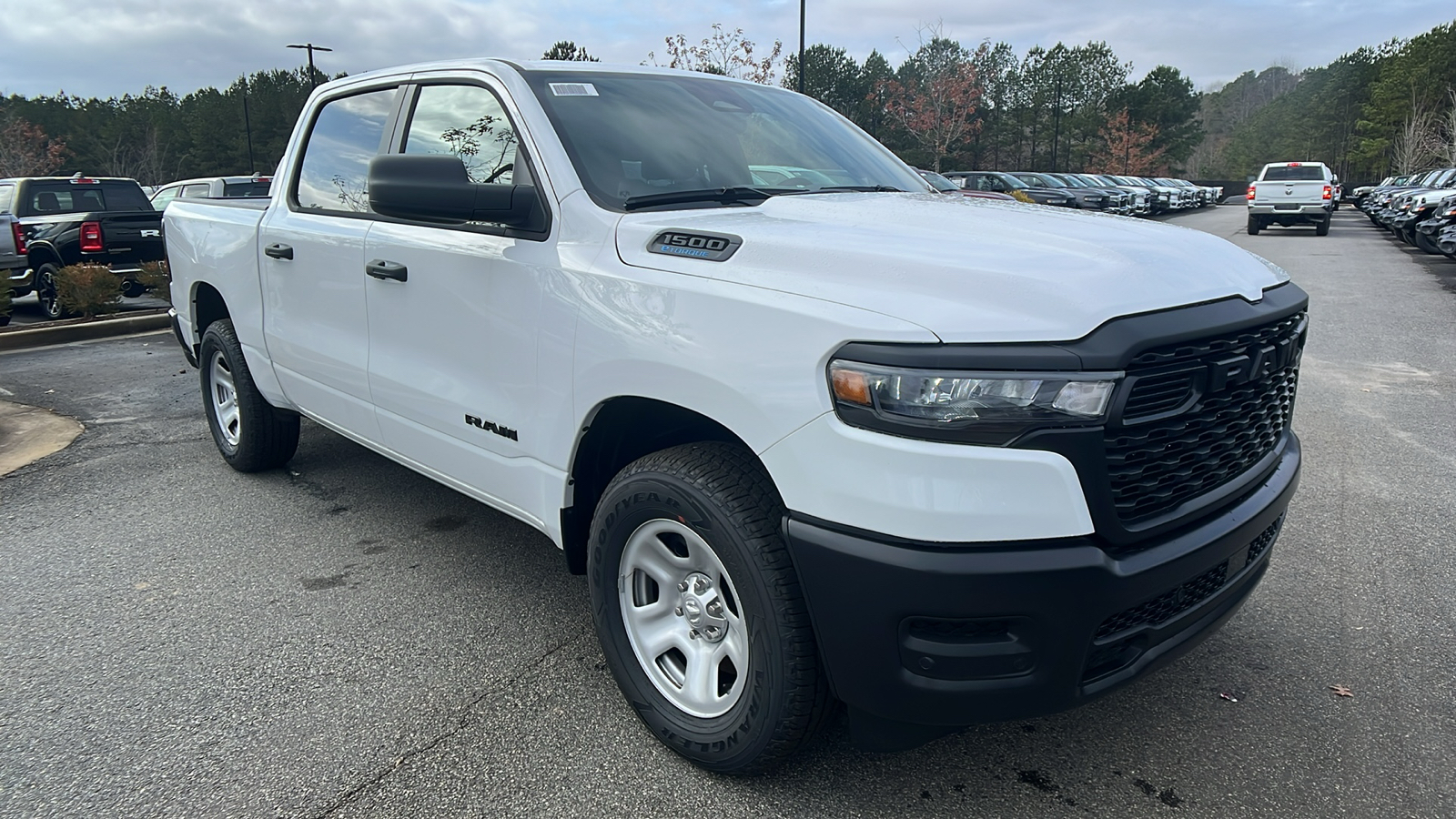 2025 Ram 1500 Tradesman 3