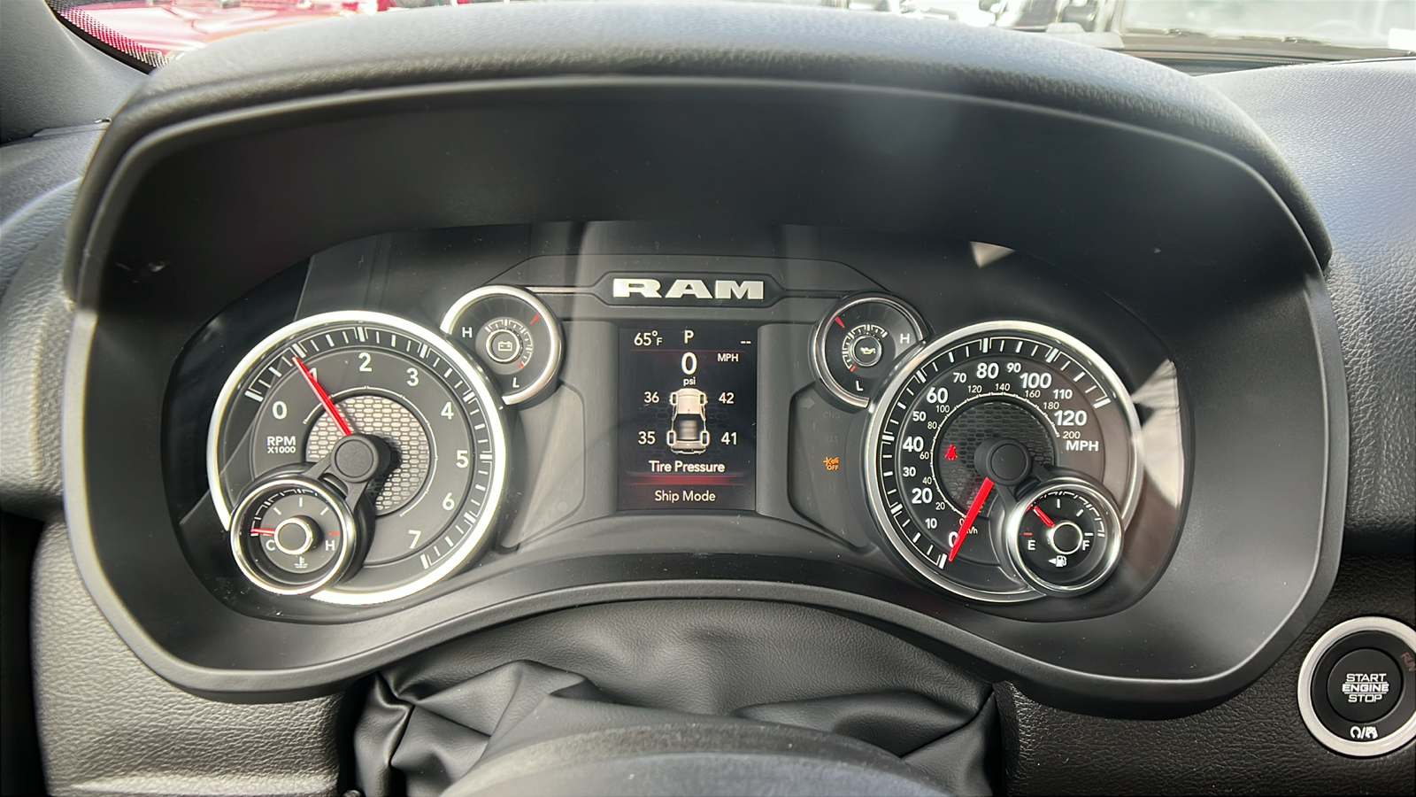 2025 Ram 1500 Tradesman 19