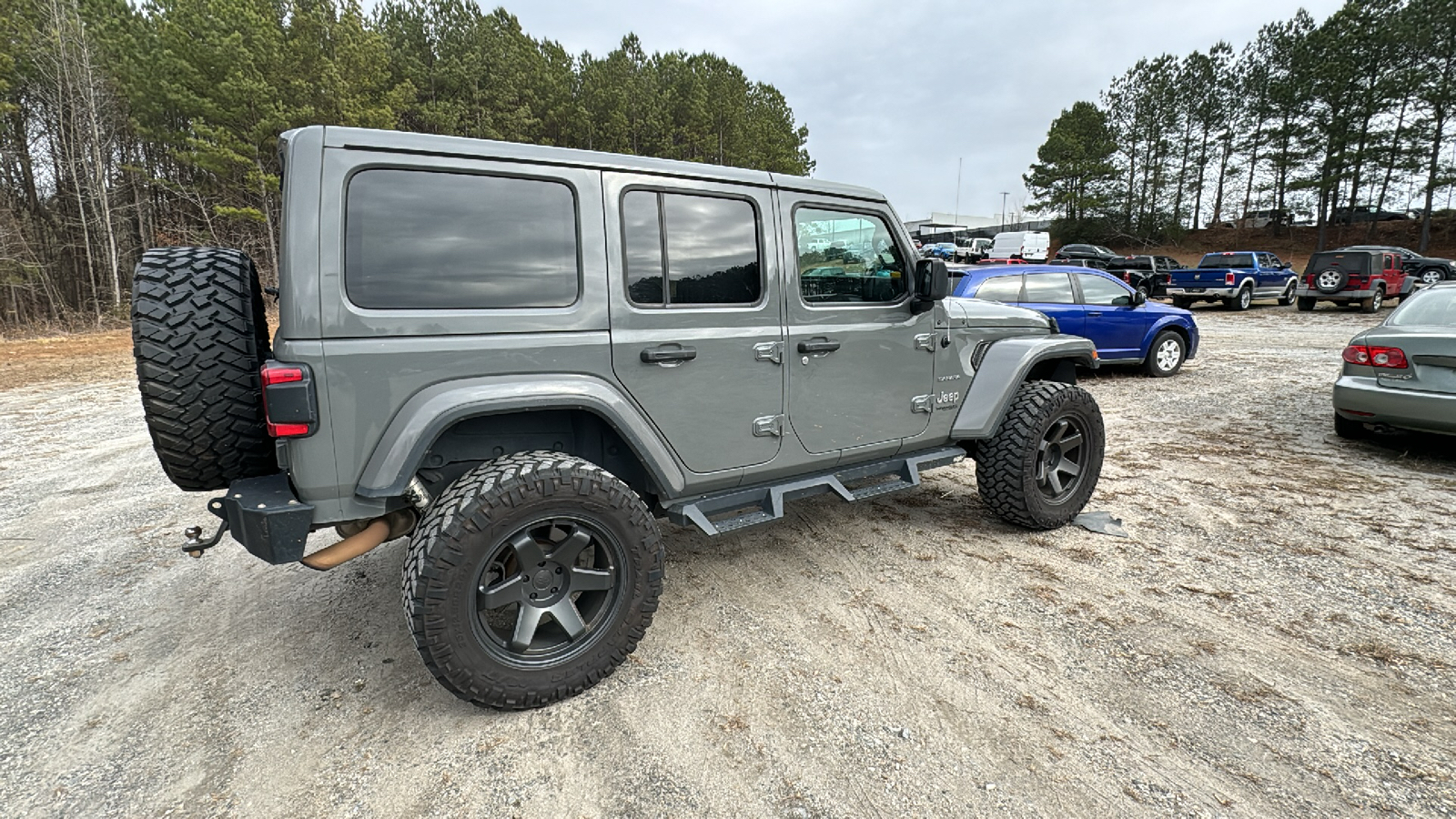 2019 Jeep Wrangler Unlimited Sahara 4