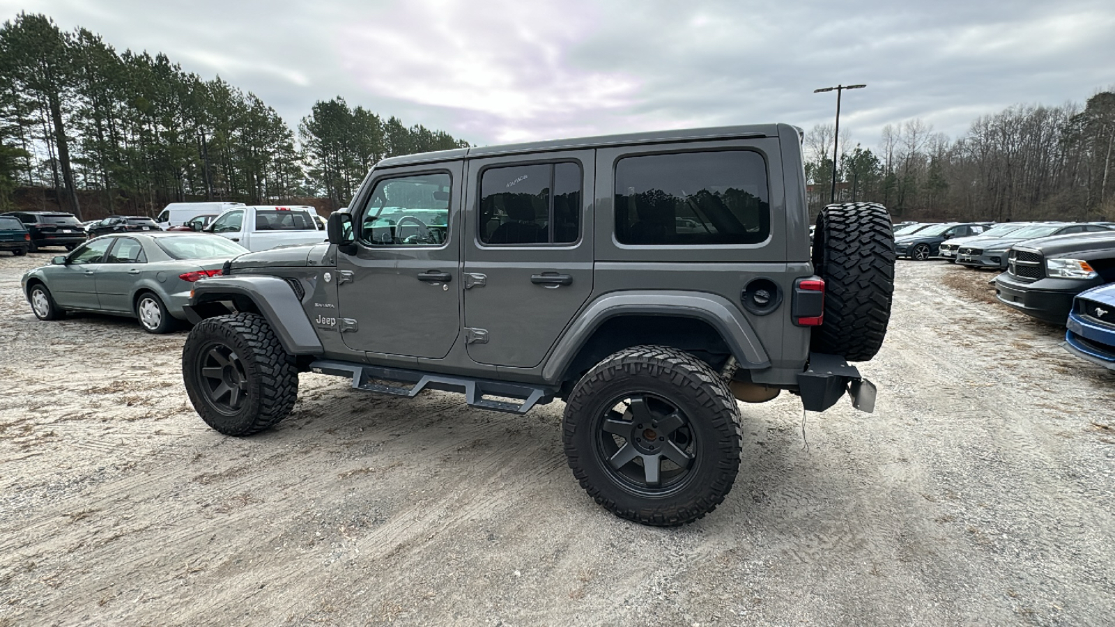 2019 Jeep Wrangler Unlimited Sahara 7