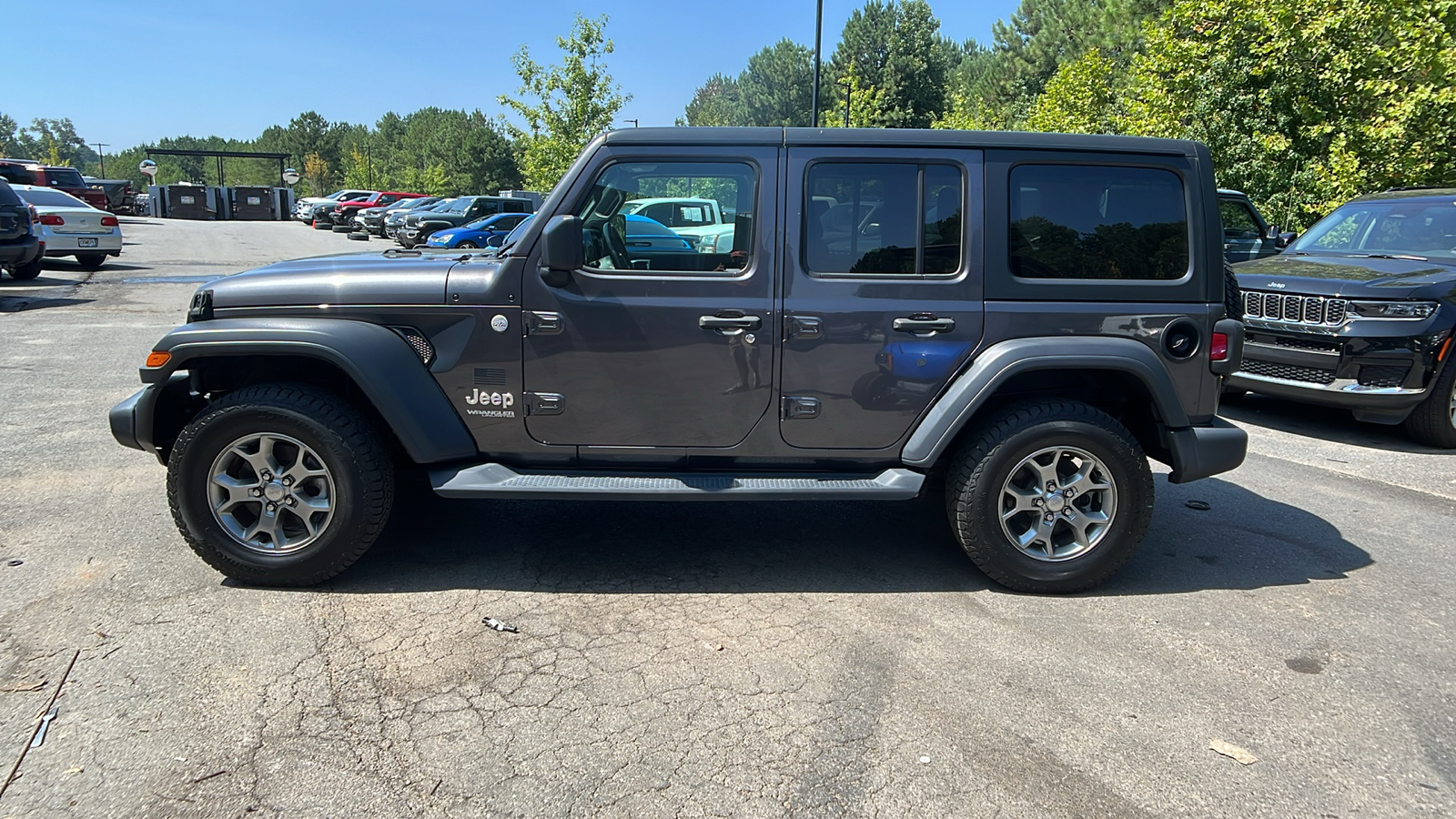 2020 Jeep Wrangler Unlimited Freedom 8