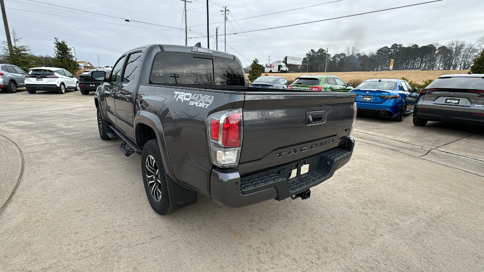 2022 Toyota Tacoma 4WD  7