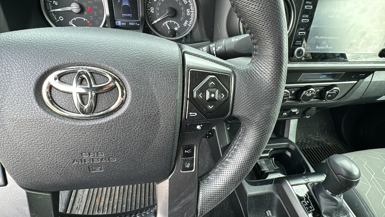 2022 Toyota Tacoma 4WD  17