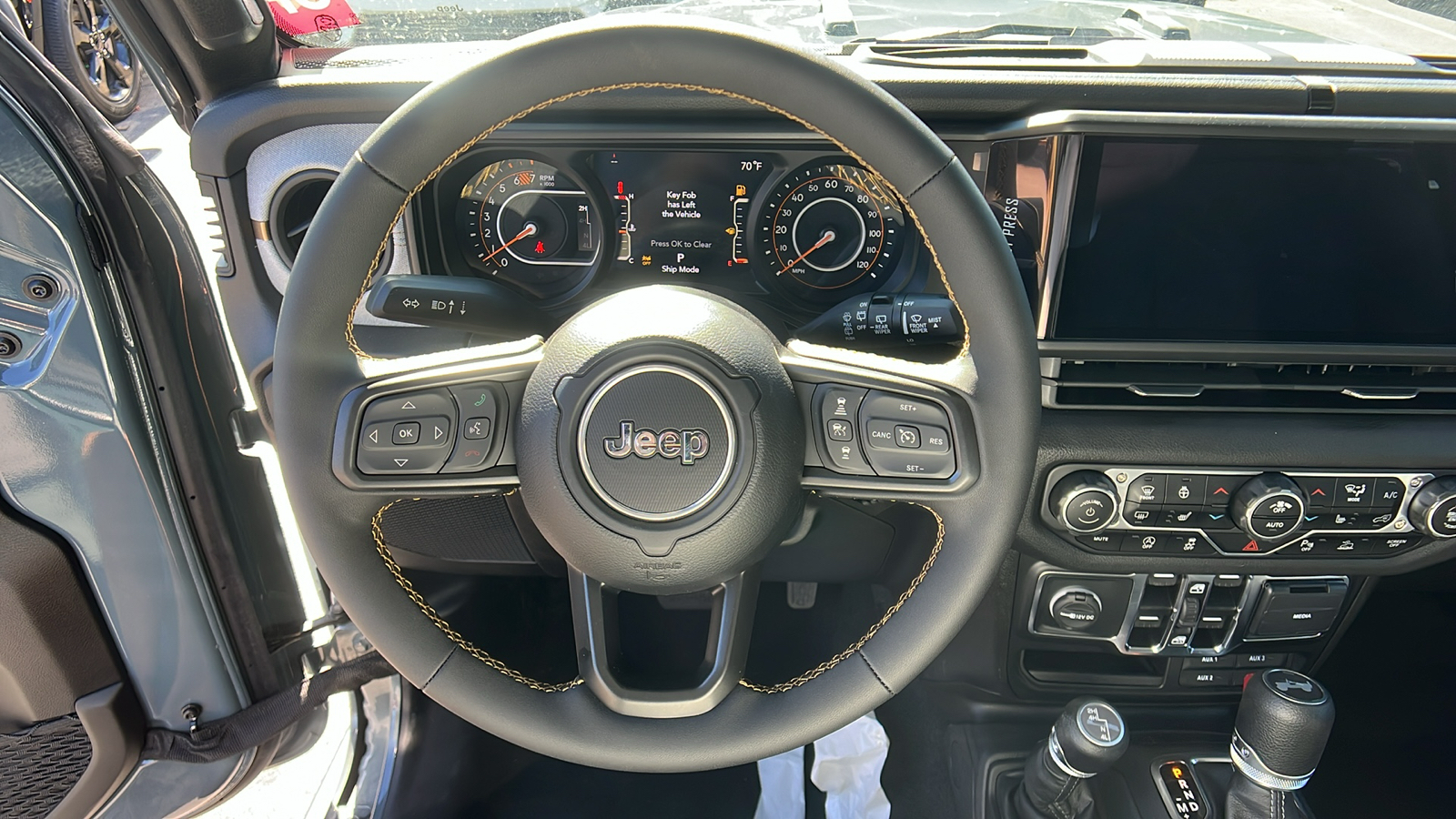 2024 Jeep Wrangler Sport S 20