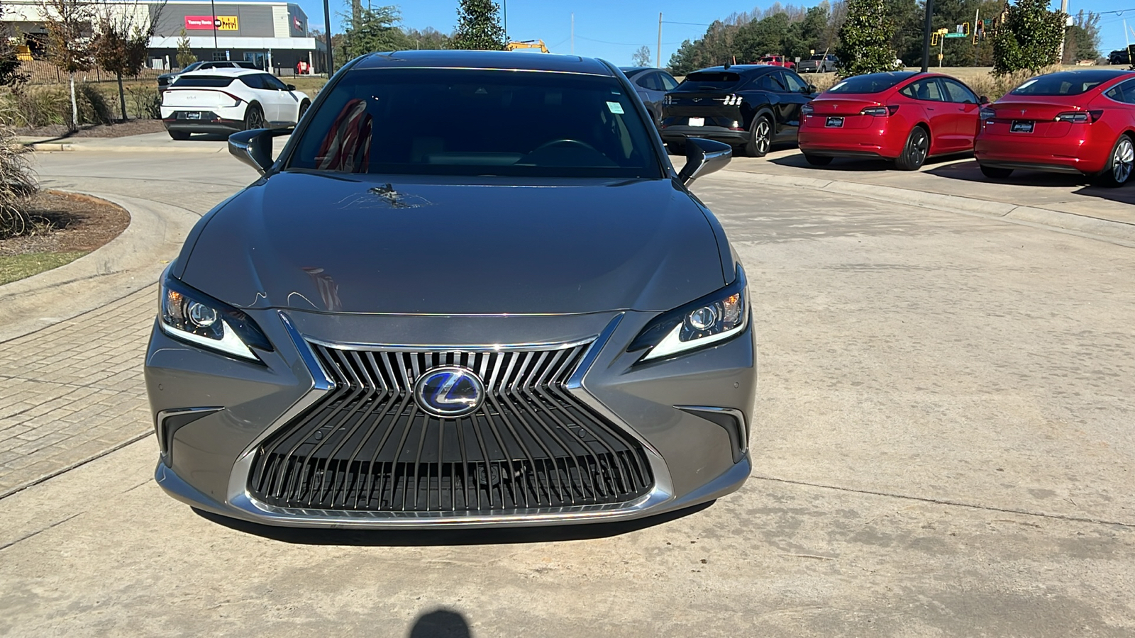 2021 Lexus ES ES 300h 2