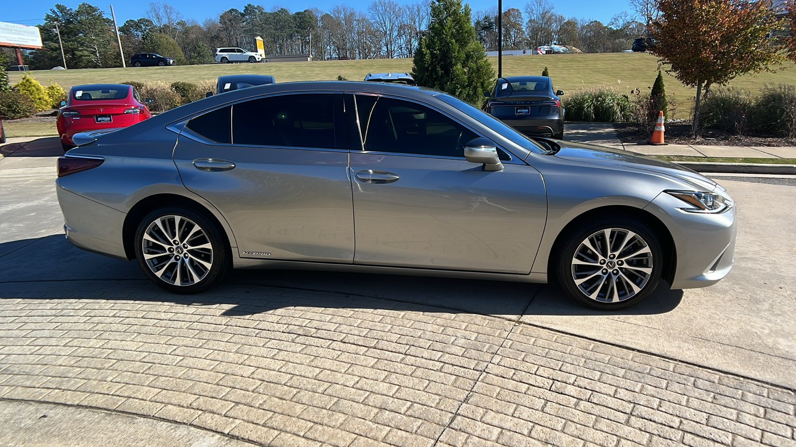 2021 Lexus ES ES 300h 4